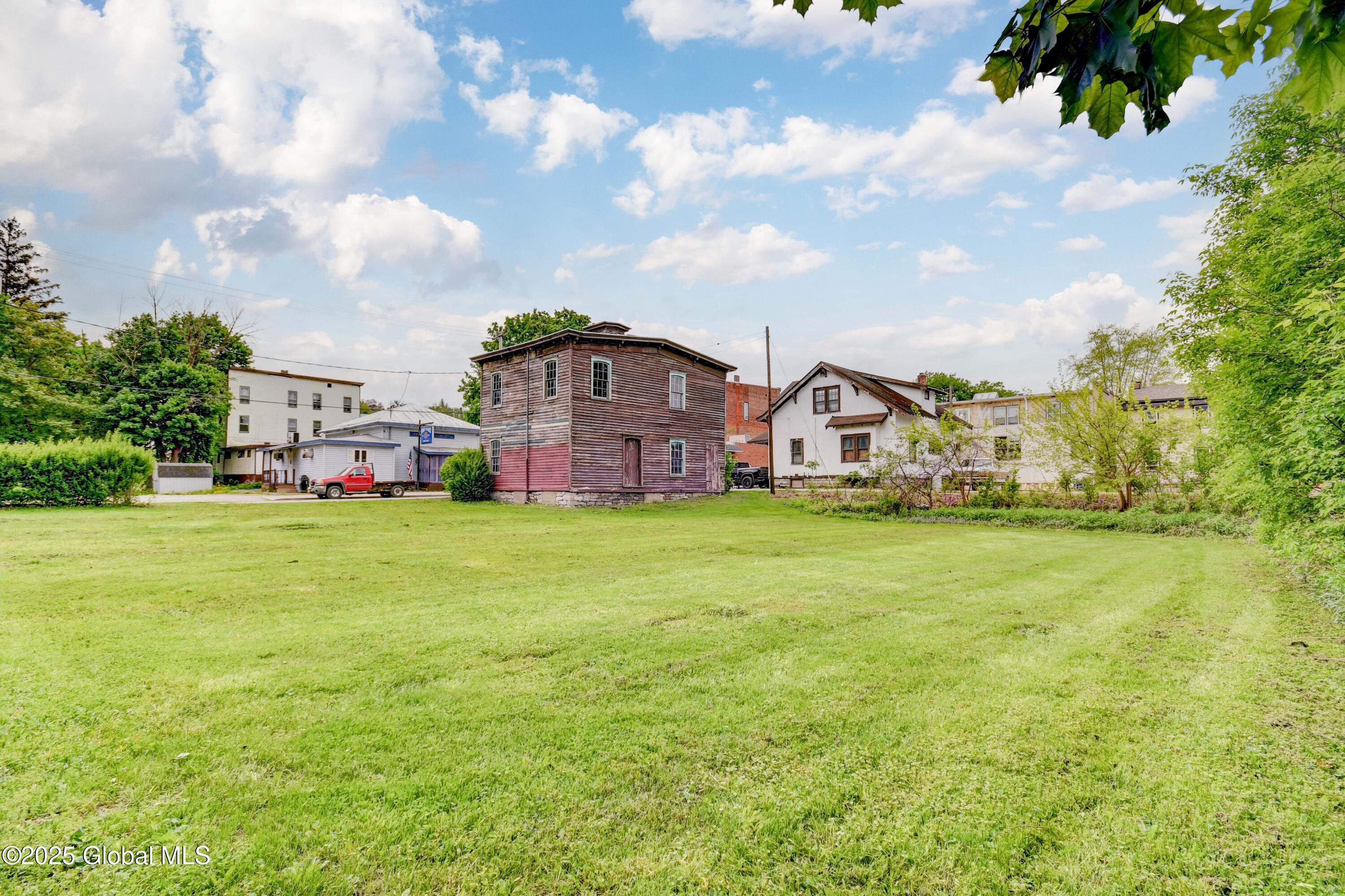 25 Willett Street, Fort Plain, New York image 8