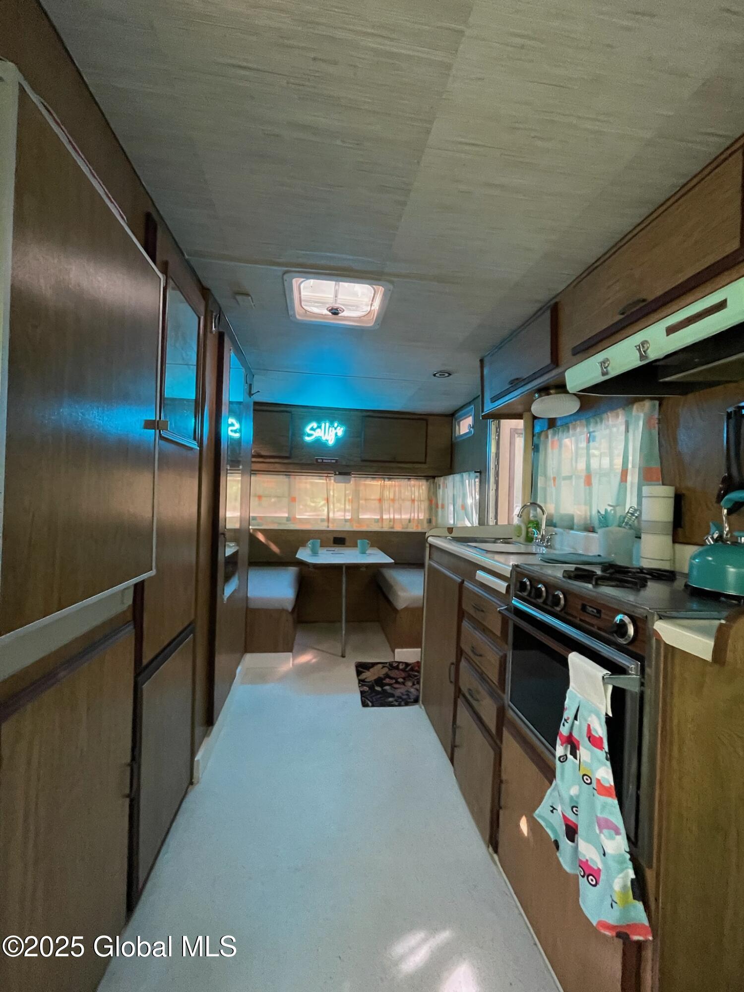 6075 Woodside Road, Galway, New York image 13