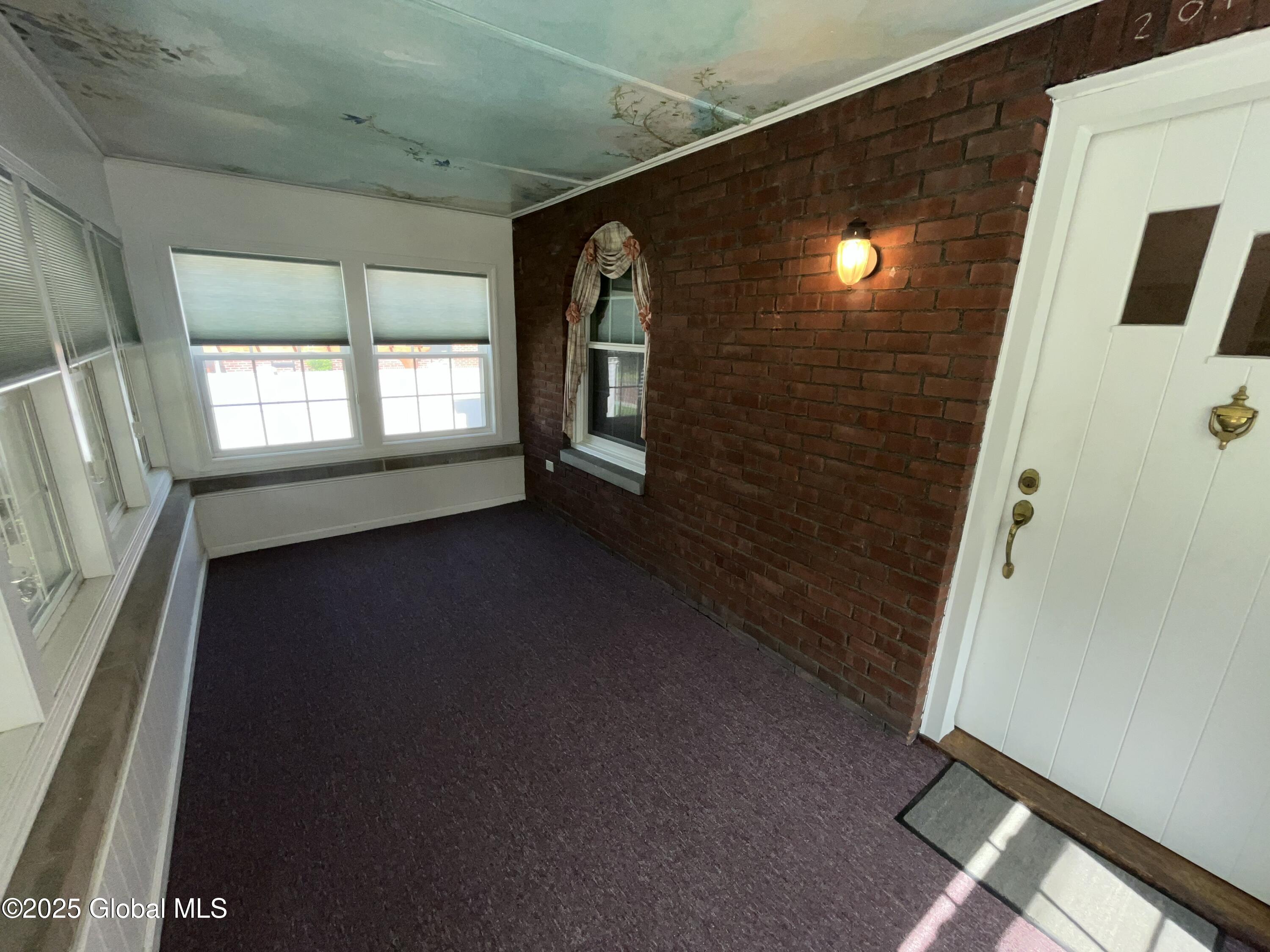 46 Valleyview Avenue, Troy, New York image 3