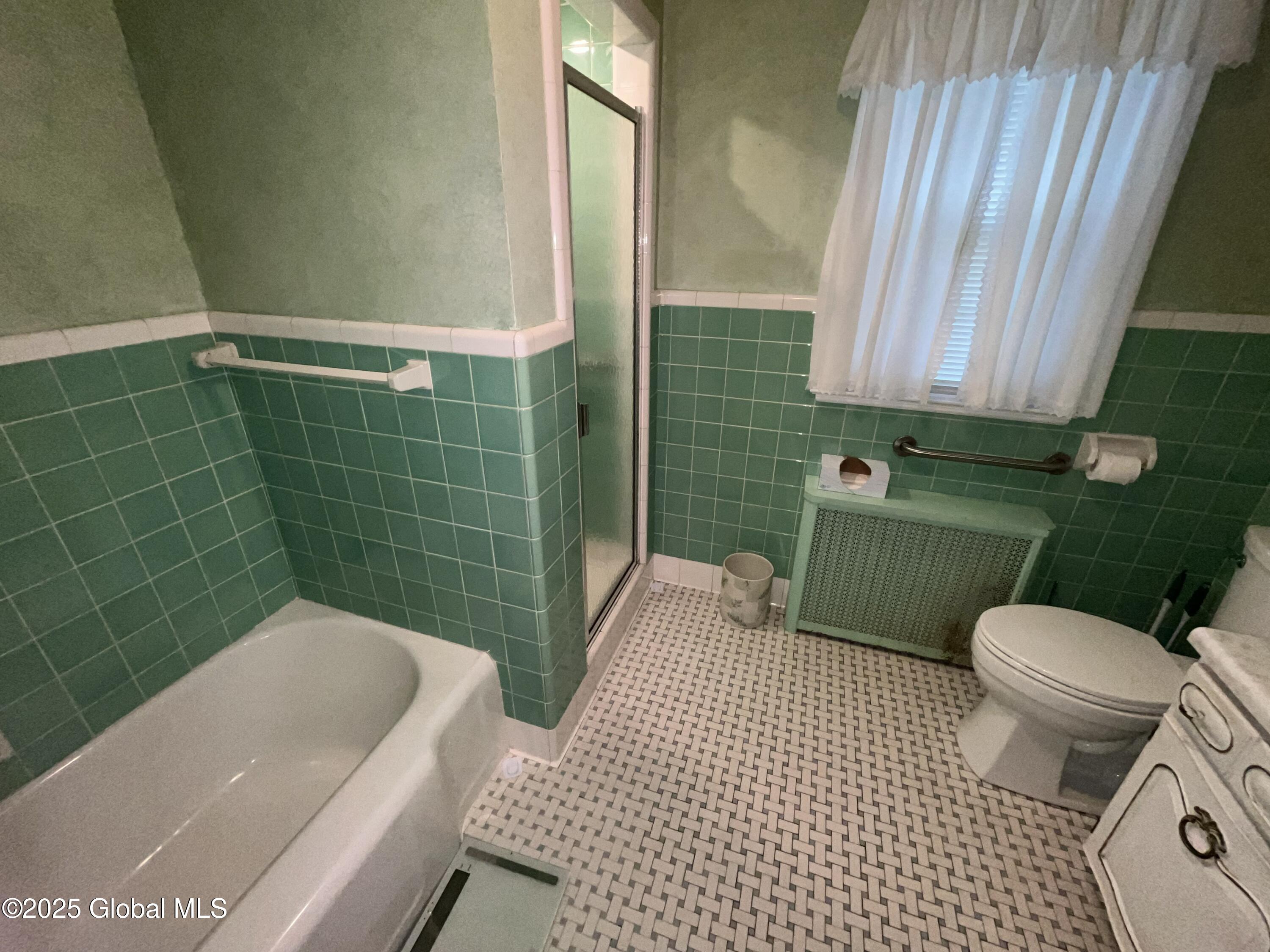 46 Valleyview Avenue, Troy, New York image 17