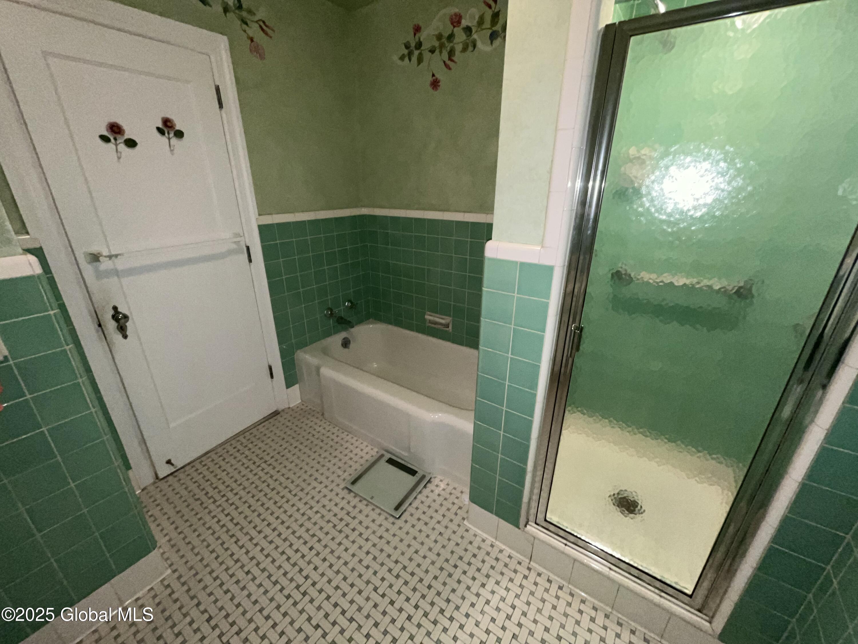 46 Valleyview Avenue, Troy, New York image 16