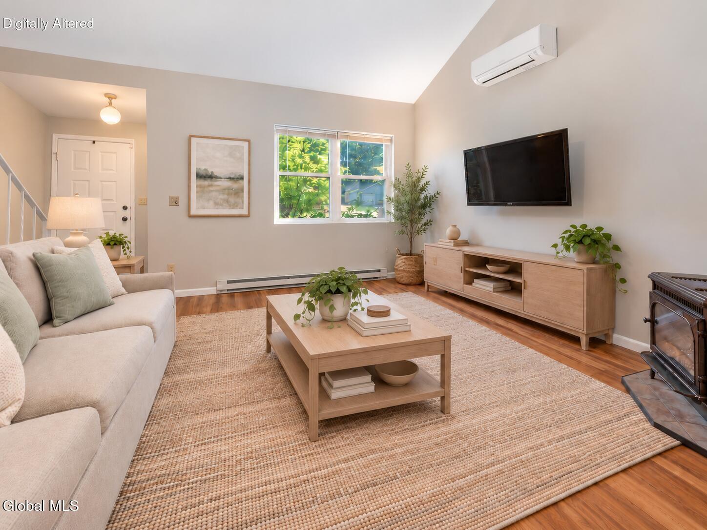 4 Wake Robin Road
