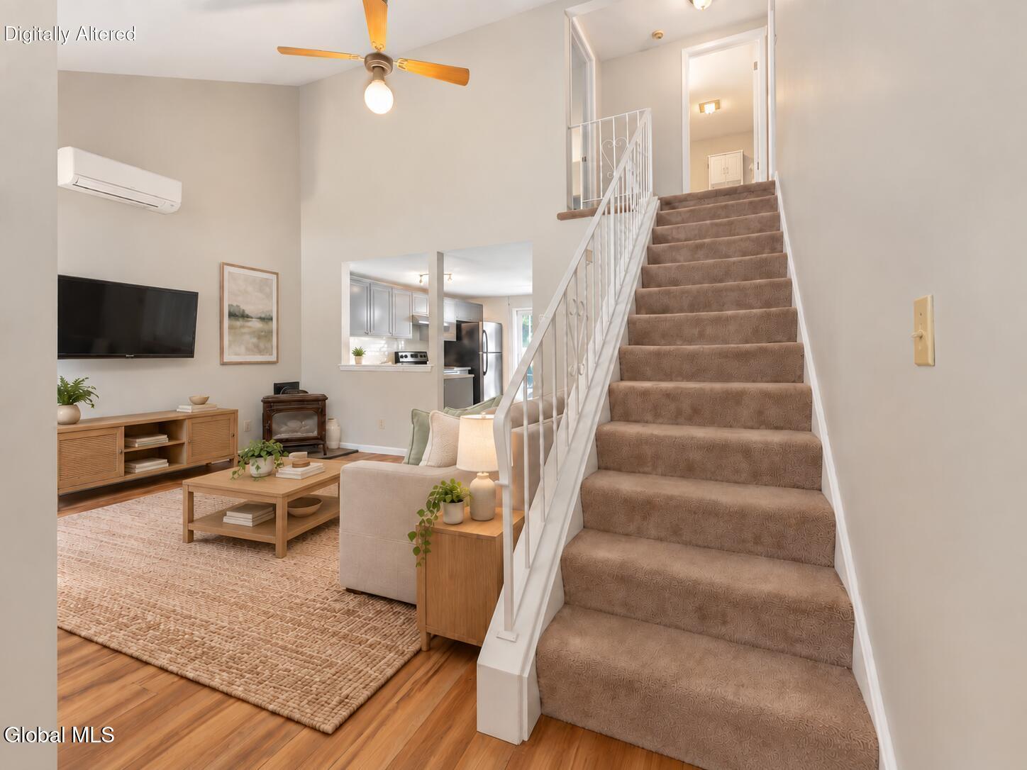 4 Wake Robin Road