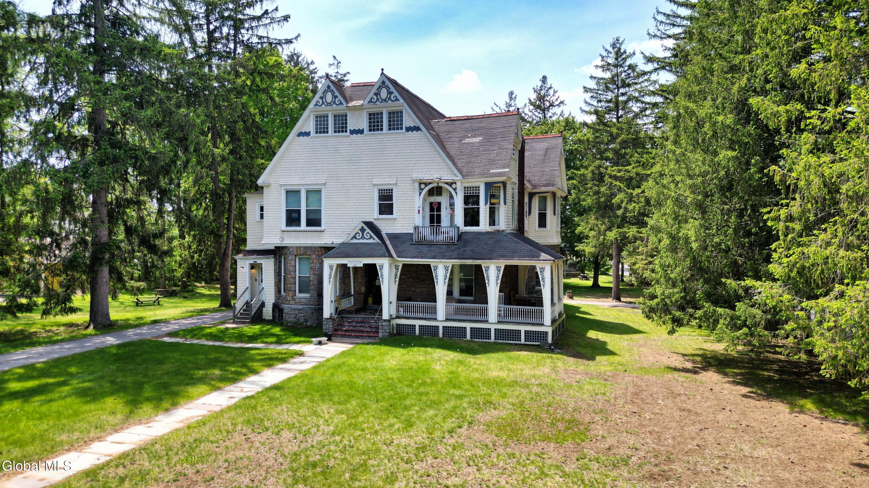 190 Ridge Street