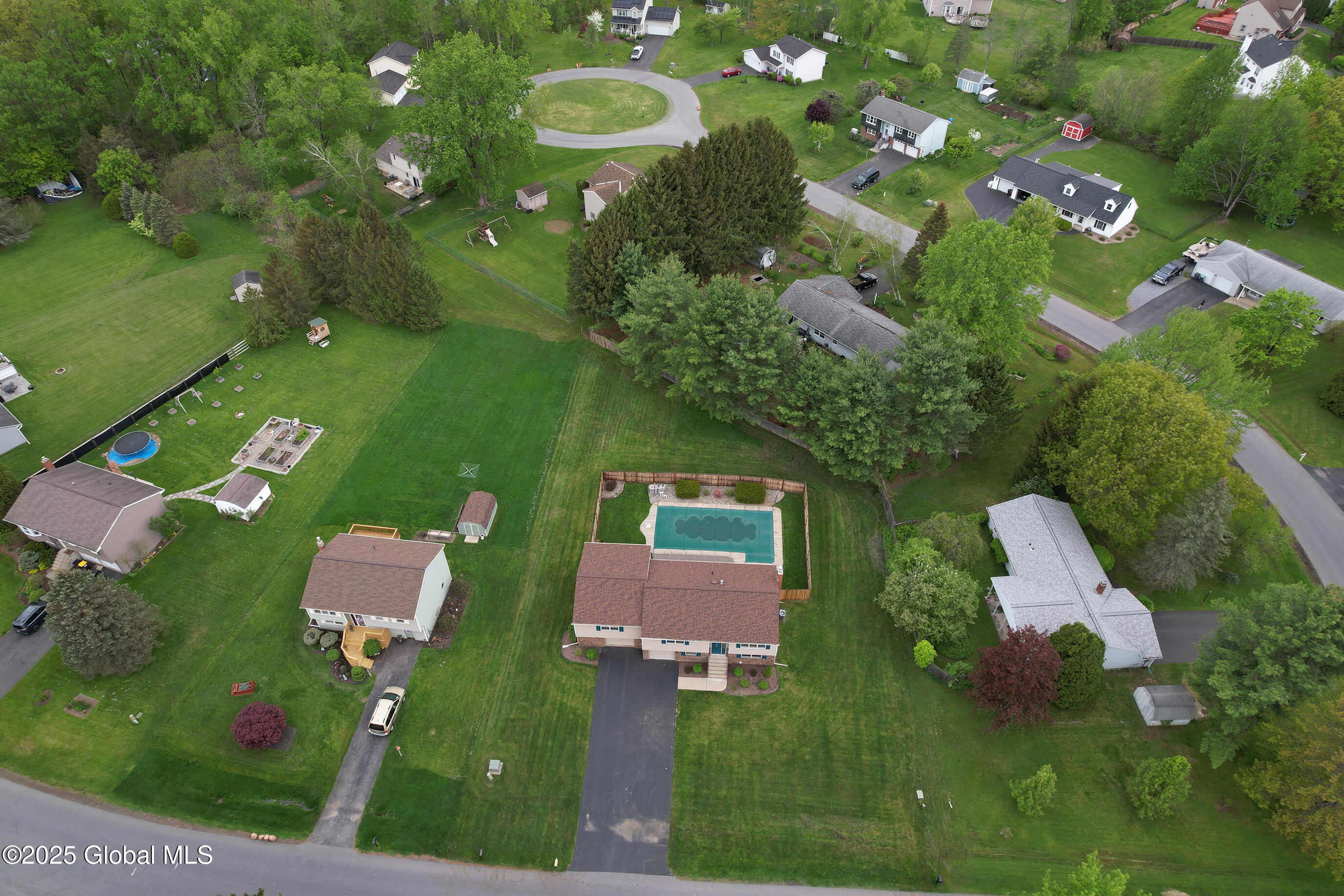 22 Cedarwood Drive, Ballston Lake, New York image 44