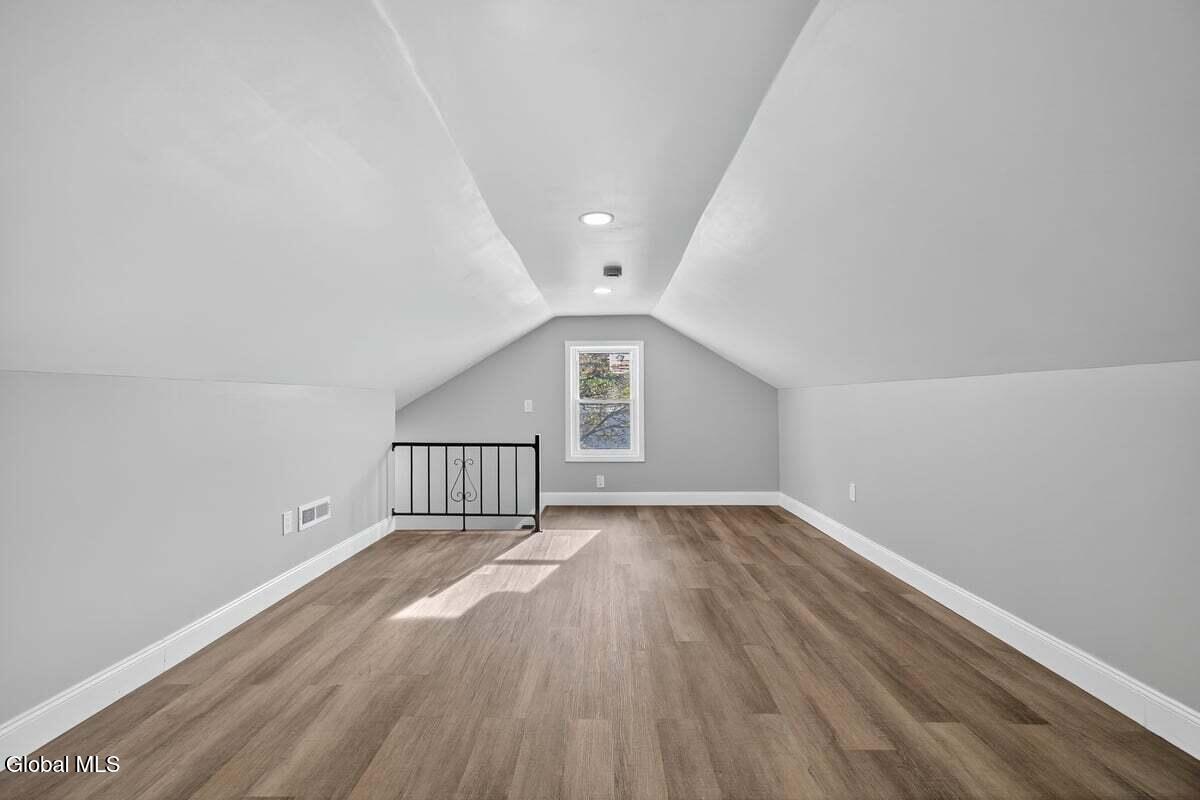 Rotterdam, New York 12306, United States, 3 Bedrooms Bedrooms, ,2 BathroomsBathrooms,Residential,Active,241377