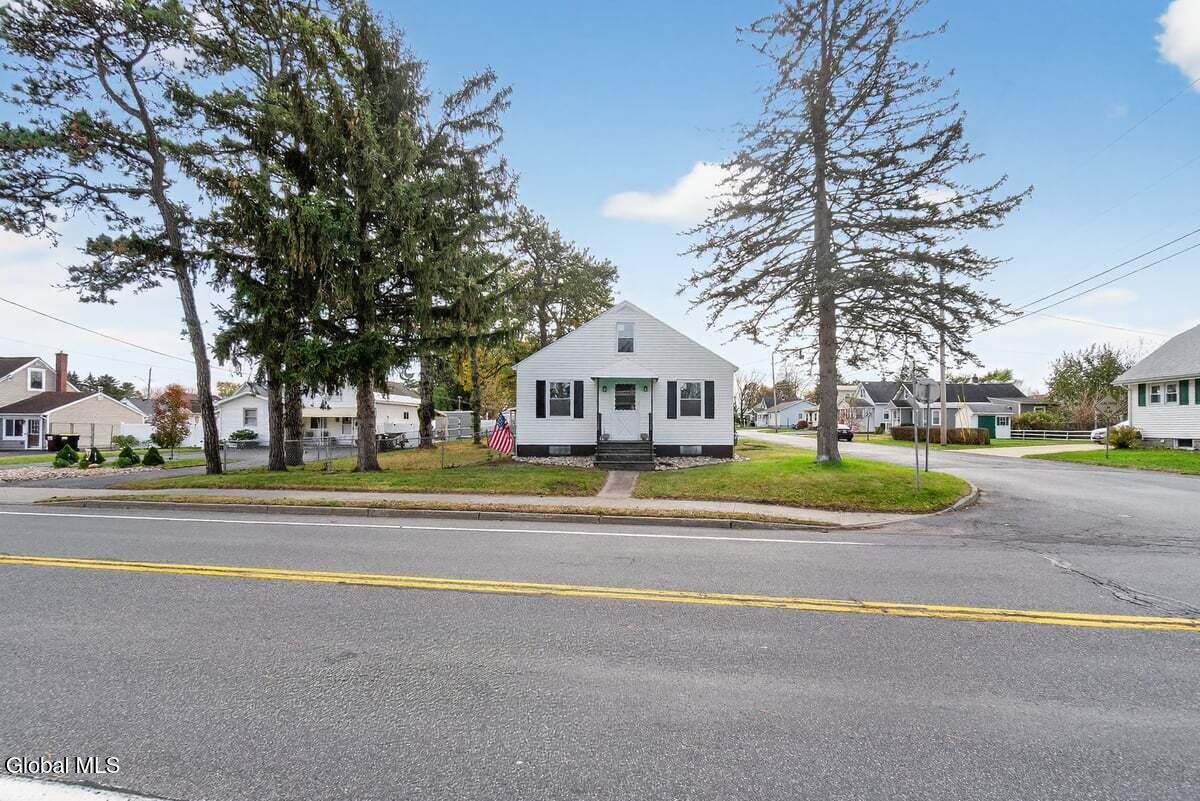 Rotterdam, New York 12306, United States, 3 Bedrooms Bedrooms, ,2 BathroomsBathrooms,Residential,Active,241377