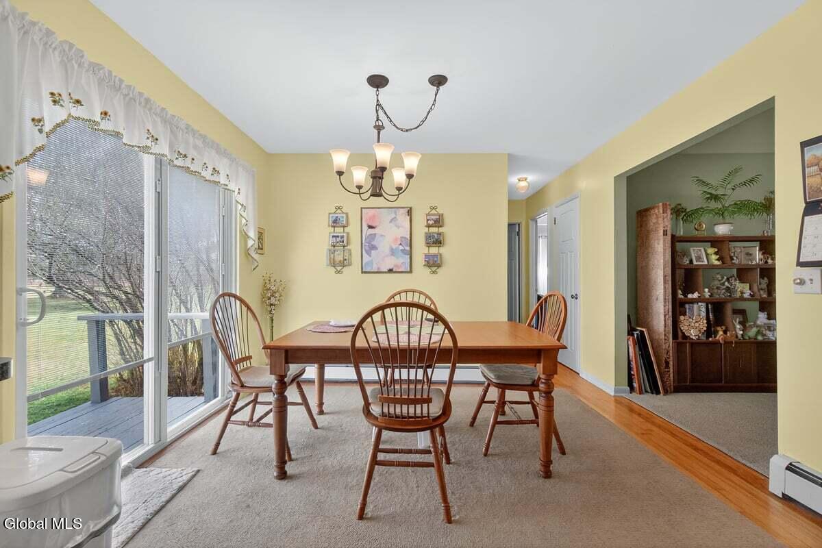 Schenectady, New York 12306, United States, 4 Bedrooms Bedrooms, ,2 BathroomsBathrooms,Residential,Active,241332