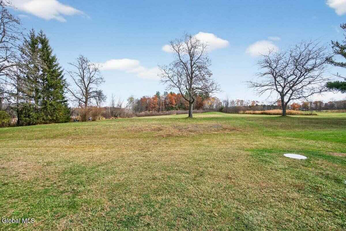 Schenectady, New York 12306, United States, 4 Bedrooms Bedrooms, ,2 BathroomsBathrooms,Residential,Active,241332