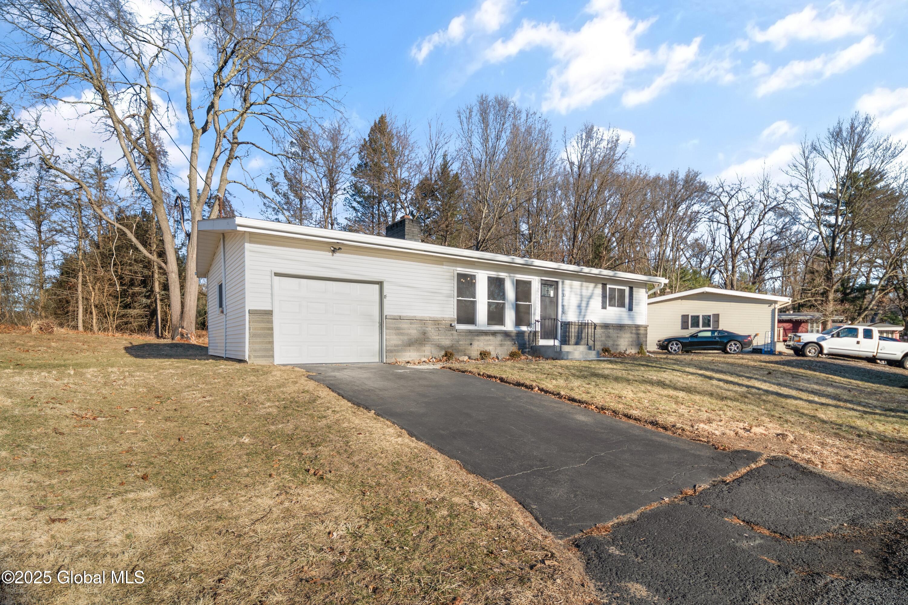 13 Gadsen Court, Colonie, New York image 26