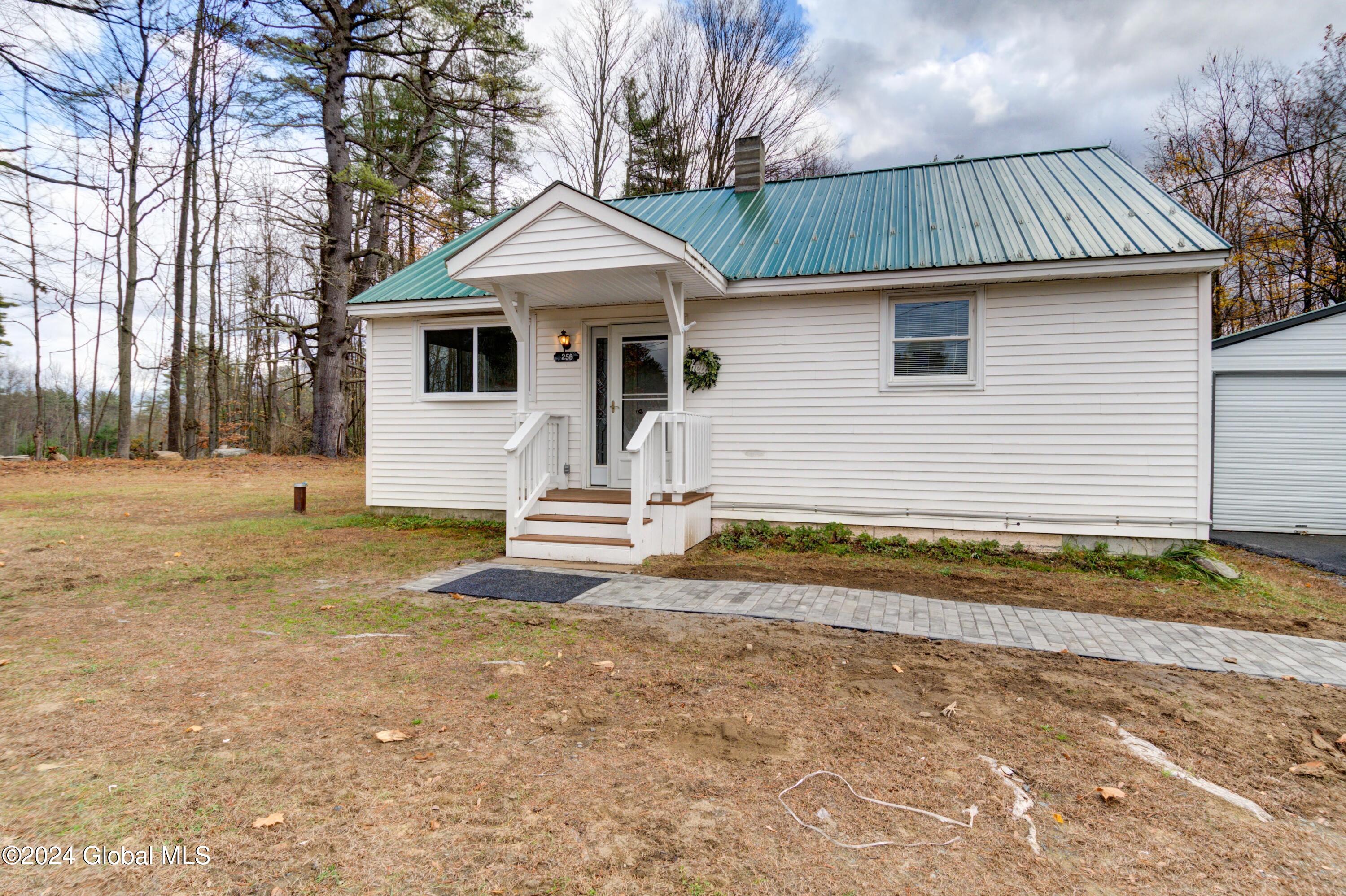 256 Lathrop Road, Mayfield, New York image 3