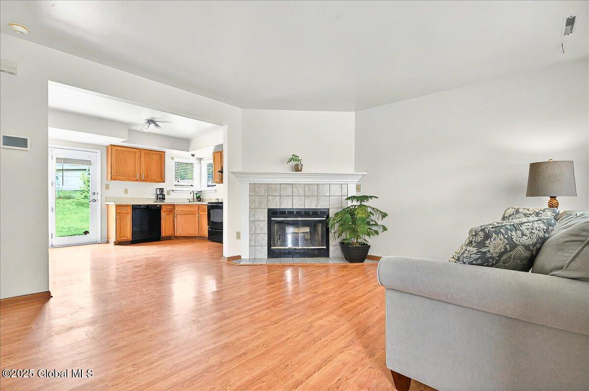 15 Gordon Court, Rensselaer, New York image 7