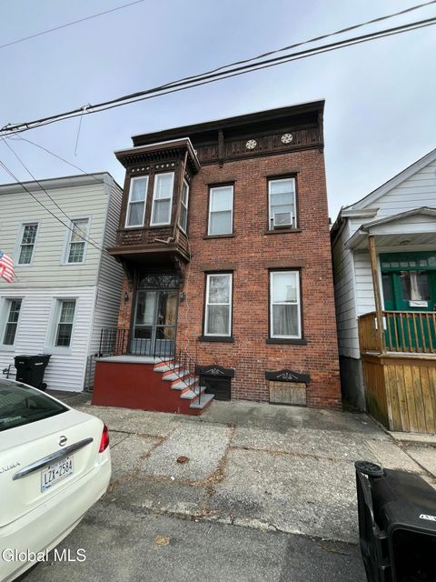 Multifamily For Sale - 2238 14th Street<br/> Troy, NY 12180