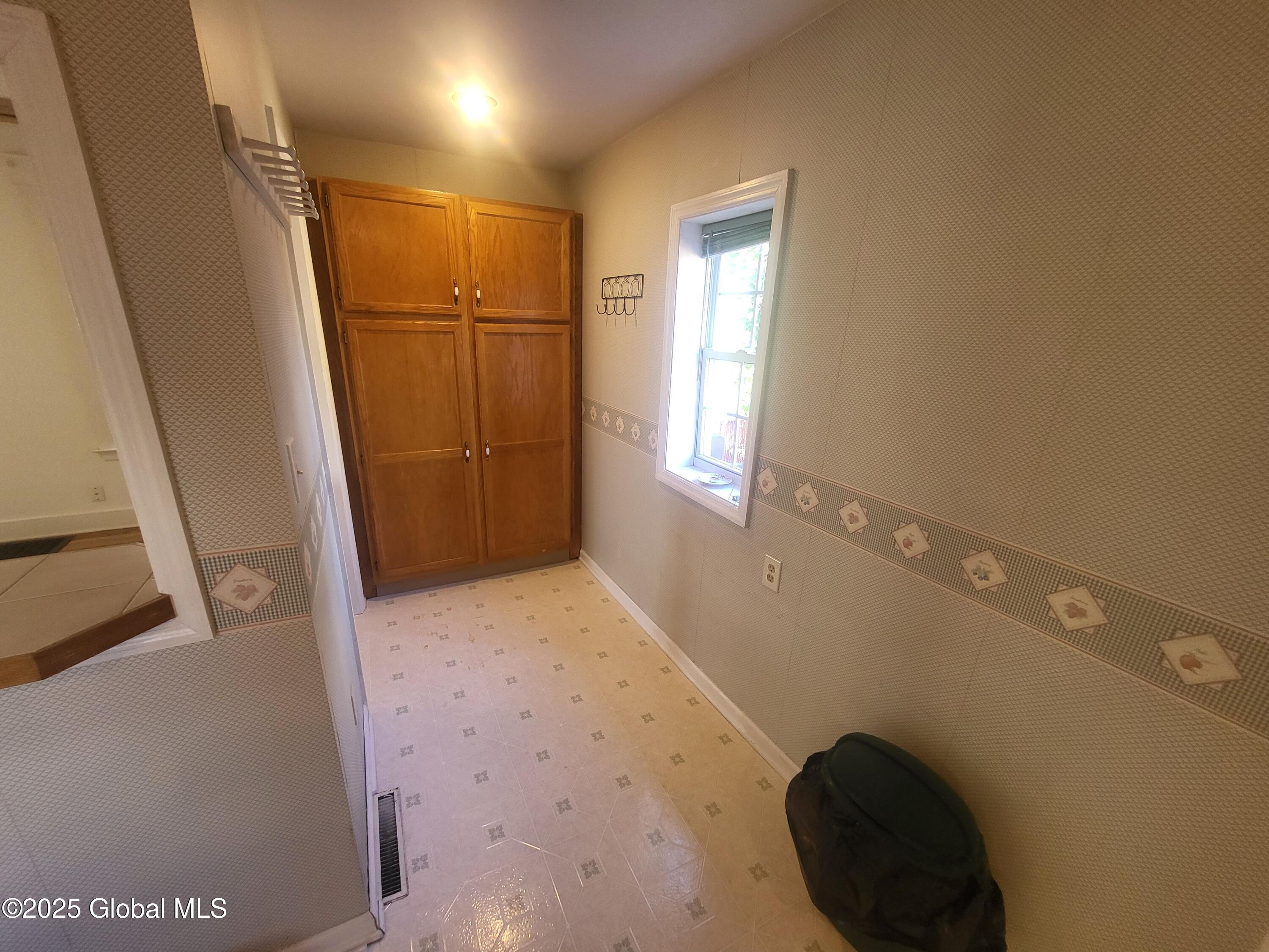 559 Delaware Avenue Ave, Albany, New York image 17