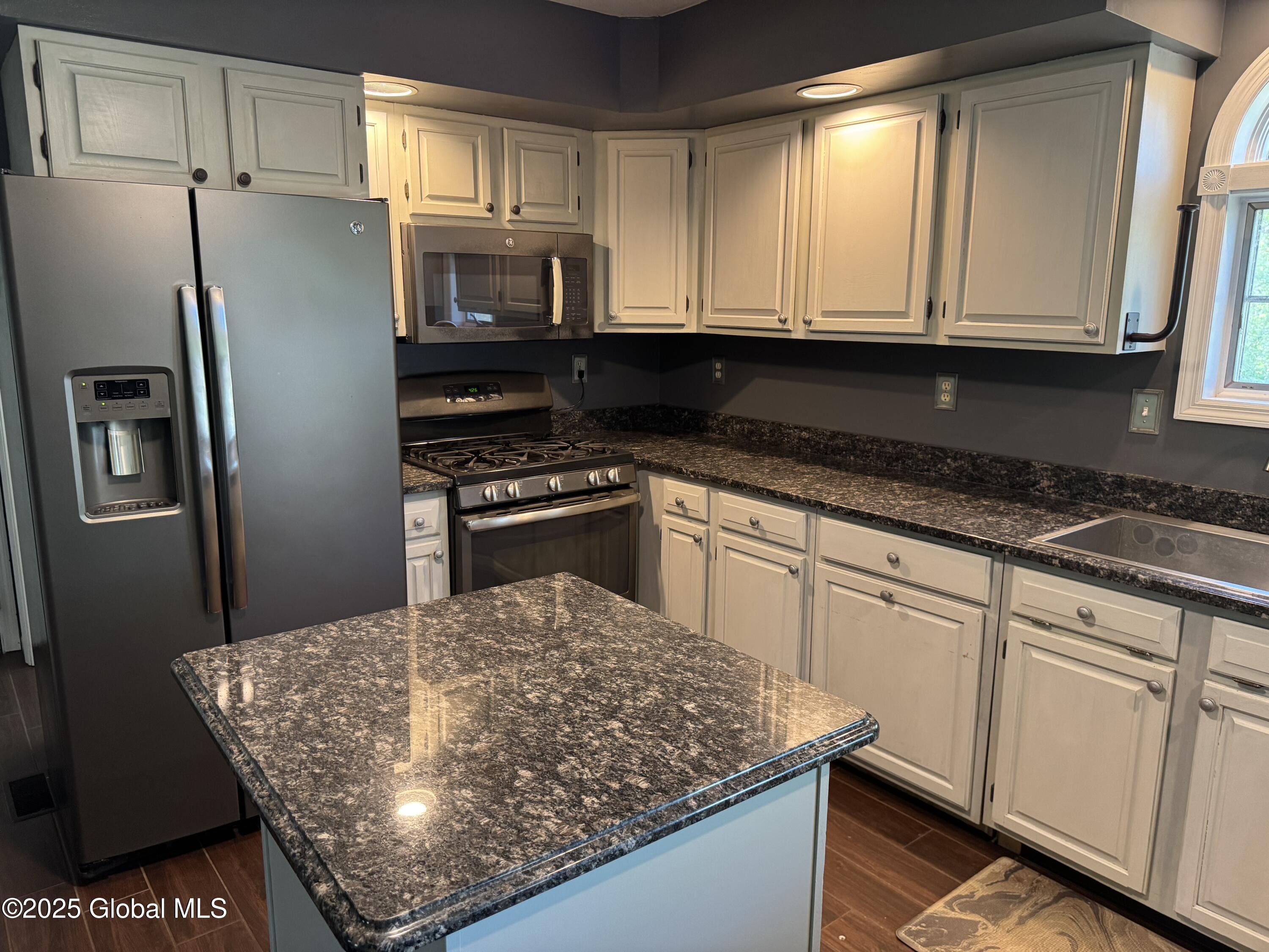 212 Sanford Street, Glens Falls, New York image 4