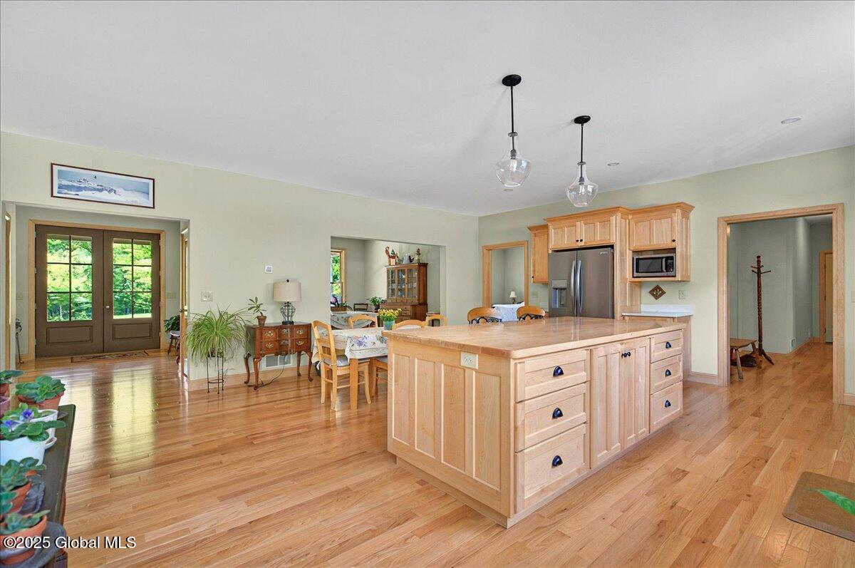 585 N Creek Road, Greenfield Center, New York image 11