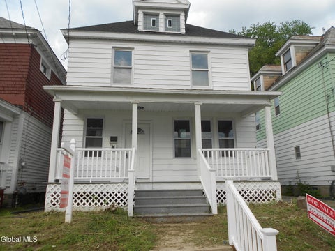 Homes For Sale - 1745 Becker Street<br/> Schenectady, NY 12304