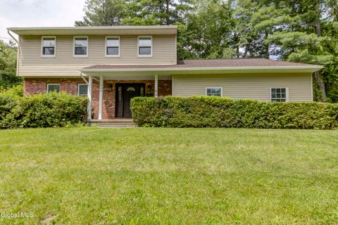 Photo of 949 Morgan Avenue, Niskayuna, NY 12309 (MLS # 202620559)