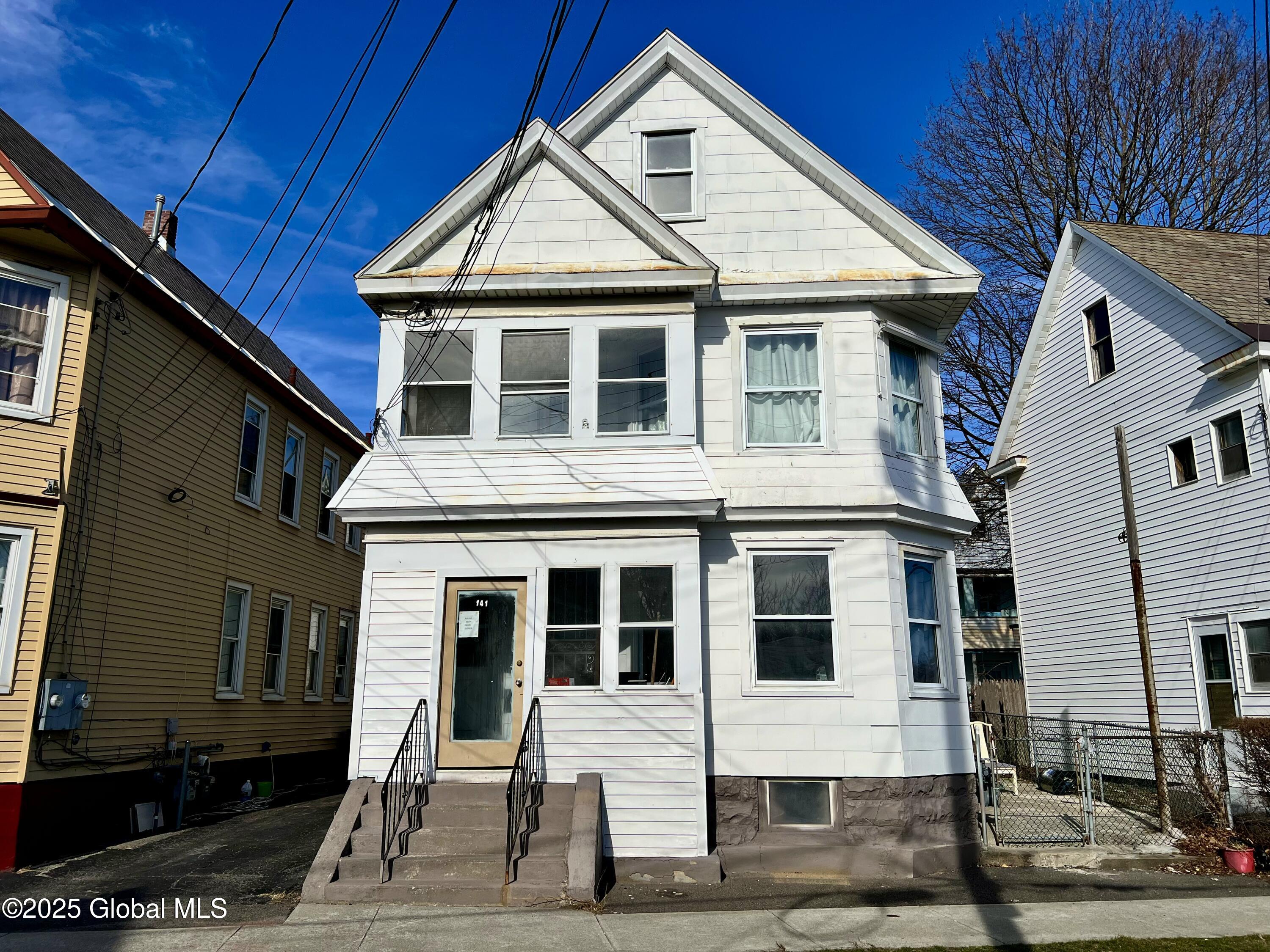 Schenectady, New York 12307, United States, 5 Bedrooms Bedrooms, ,2 BathroomsBathrooms,Residential,Active,100976