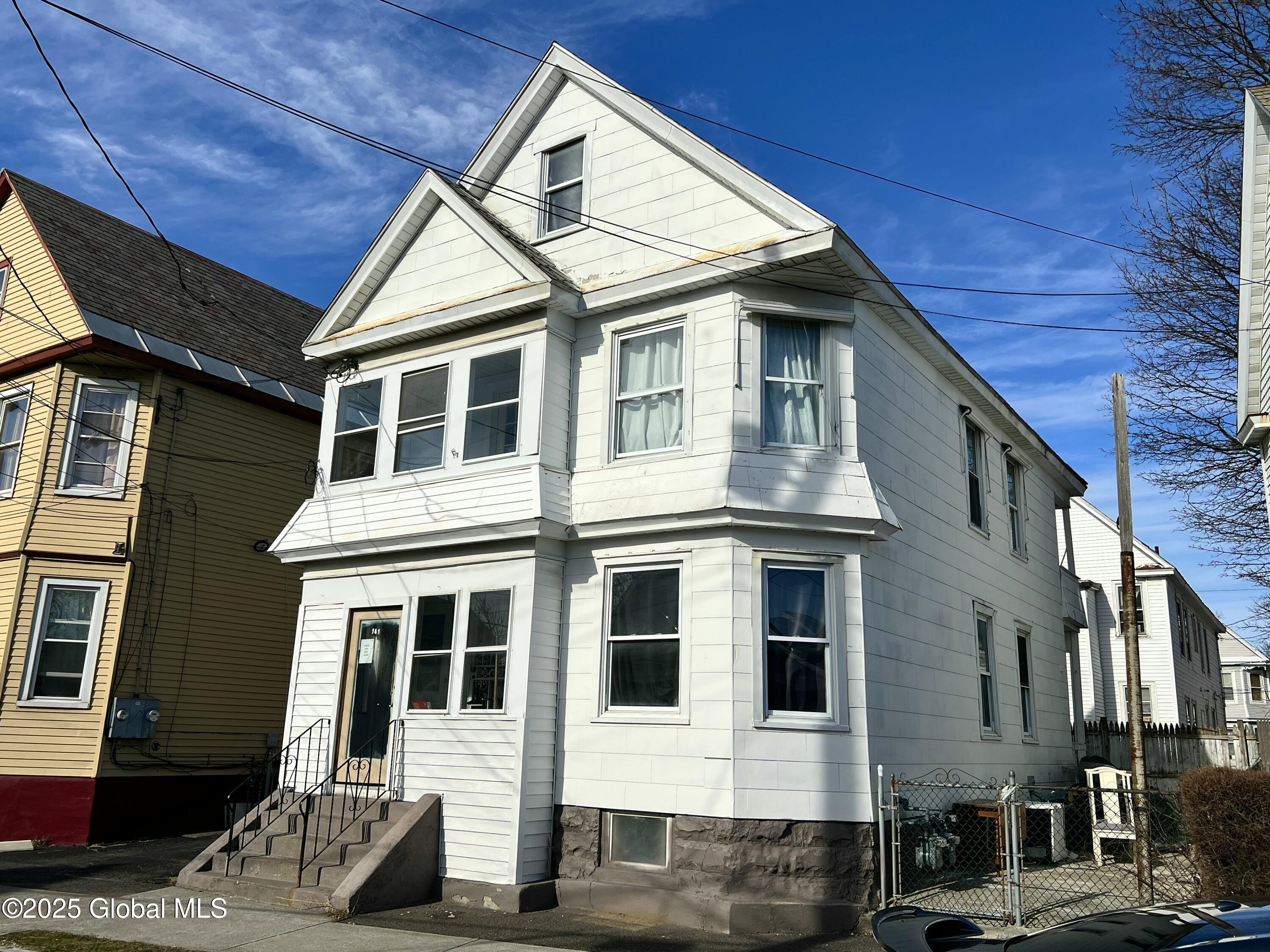 Schenectady, New York 12307, United States, 5 Bedrooms Bedrooms, ,2 BathroomsBathrooms,Residential,Active,100976