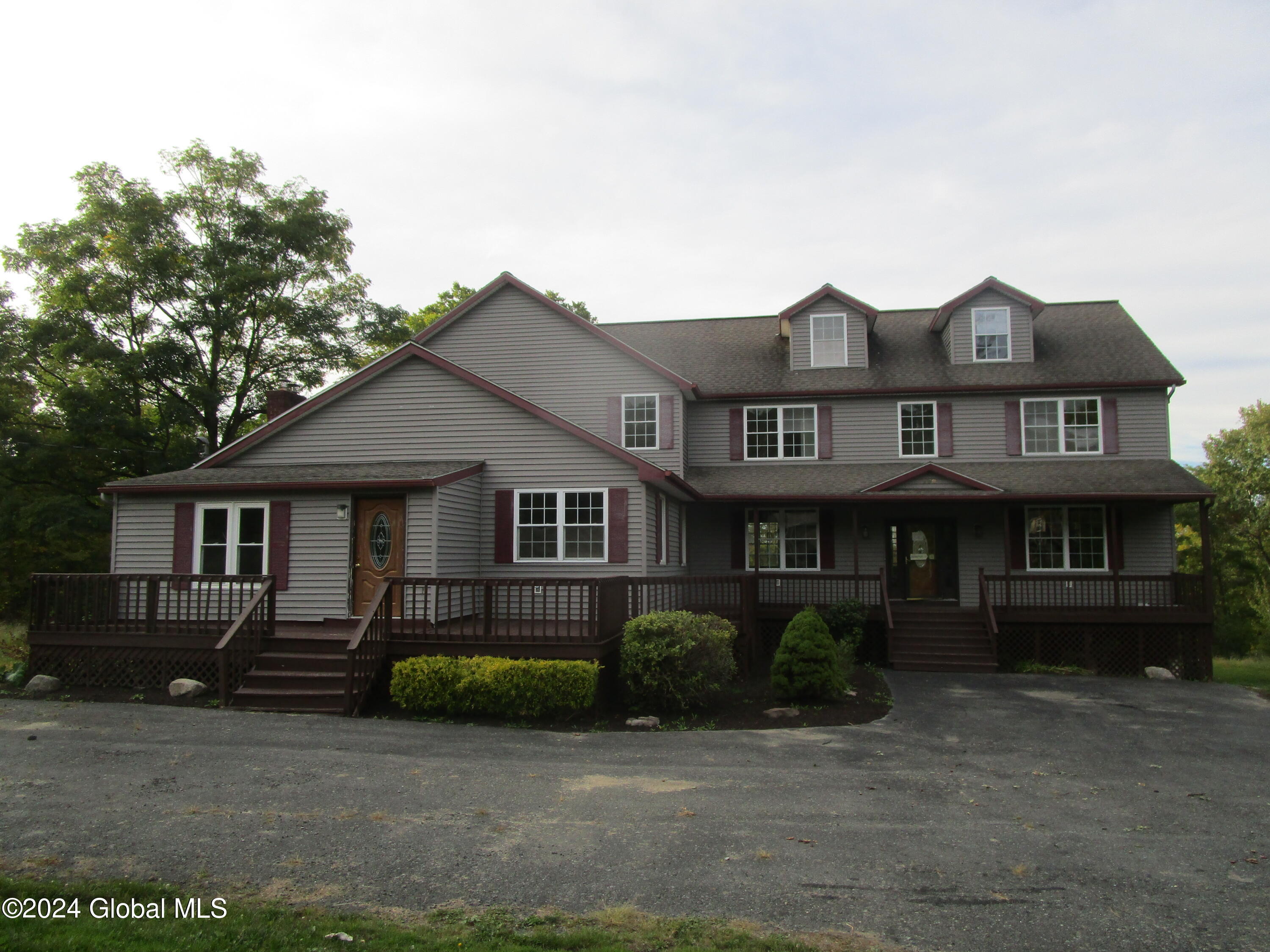 950 Township Road, Altamont, New York image 1