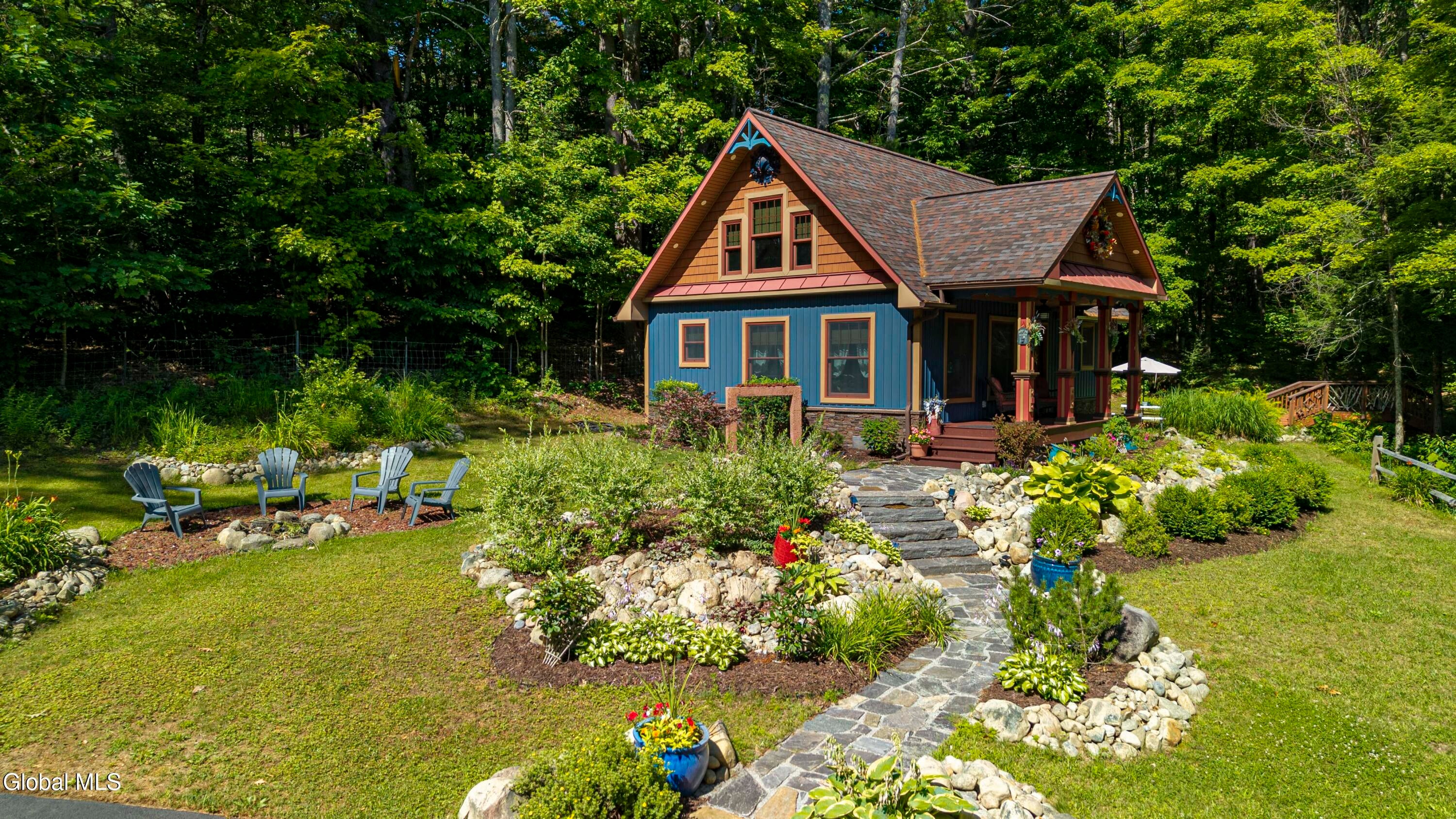 2039 Schroon River Road