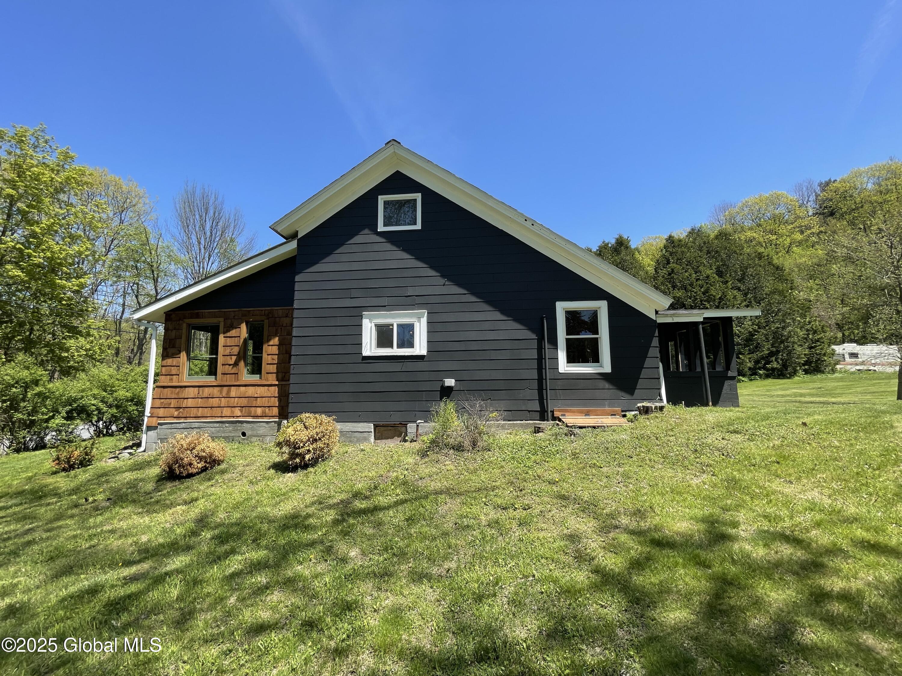 1054 Vly Summit, Greenwich, New York image 4