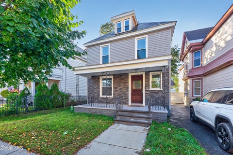 Homes For Sale - 2014 Euclid Avenue<br/> Schenectady, NY 12306