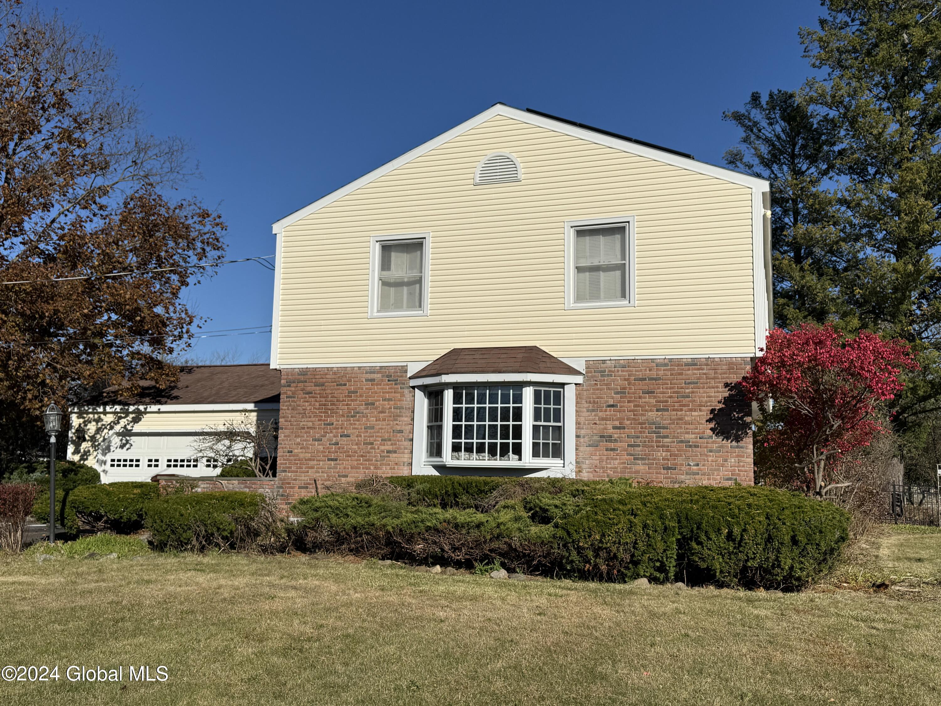 25 Kling Terrace, Voorheesville, New York image 2