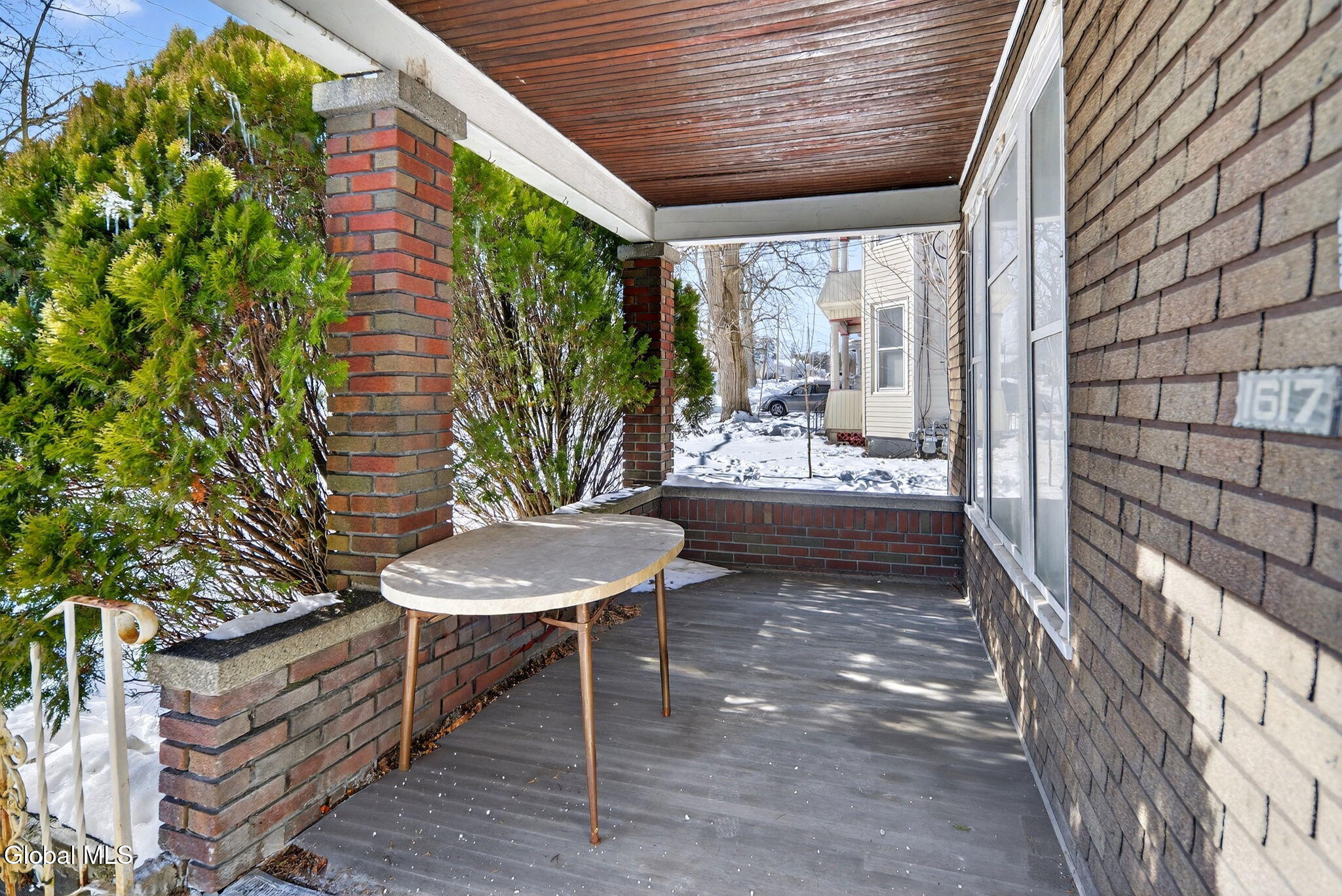 1617 Campbell Avenue