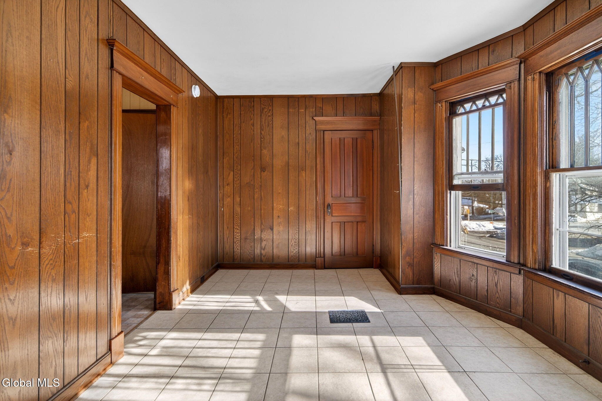 1617 Campbell Avenue