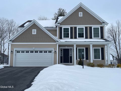 Photo of 22 Bergen Place, Niskayuna, NY 12309 (MLS # 202612155)