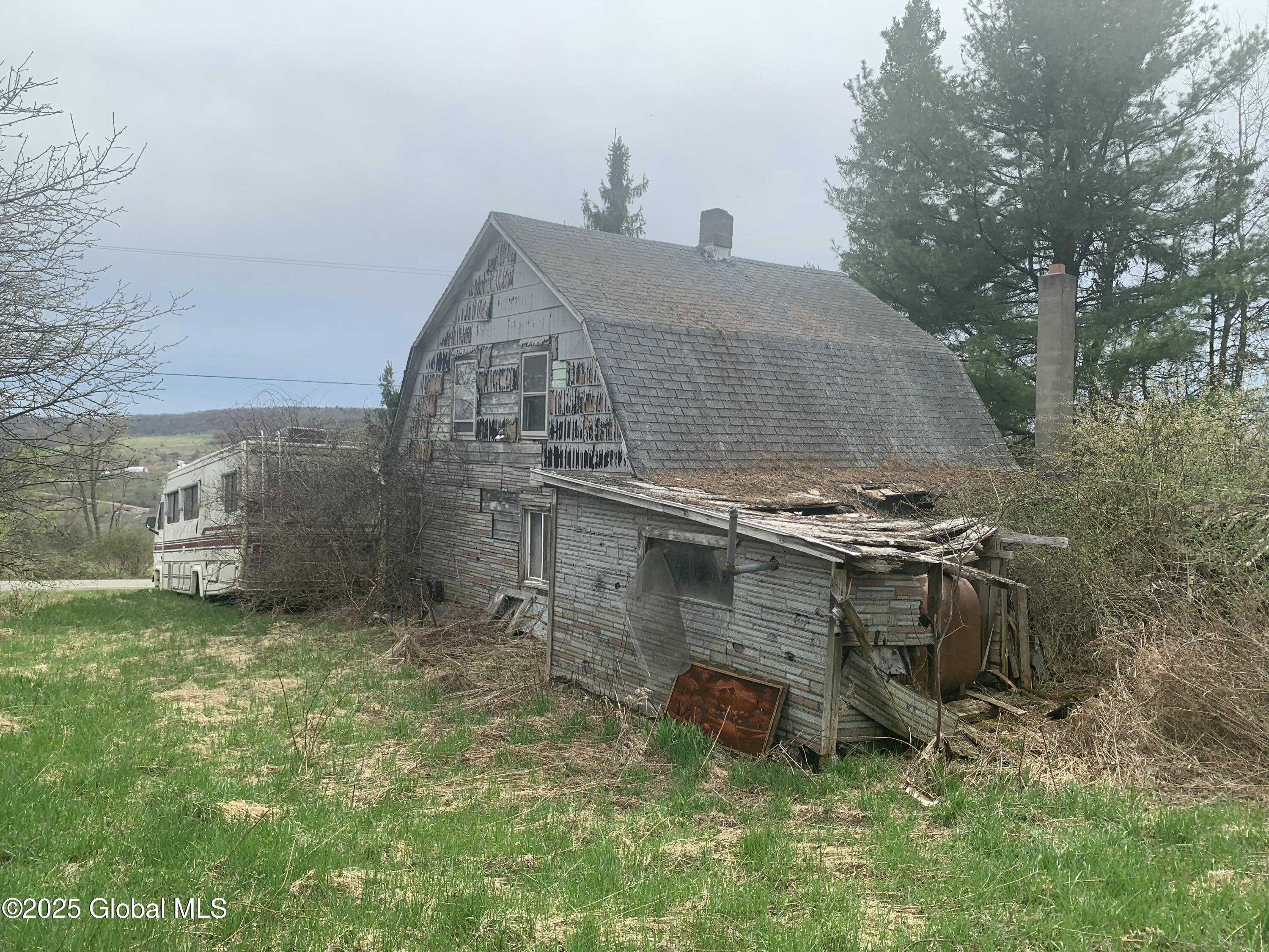 19 Holcomb Road, Port Crane, New York image 6