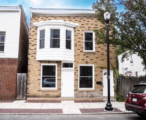 Multifamily For Sale - 307 4th Street<br/> Troy, NY 12180