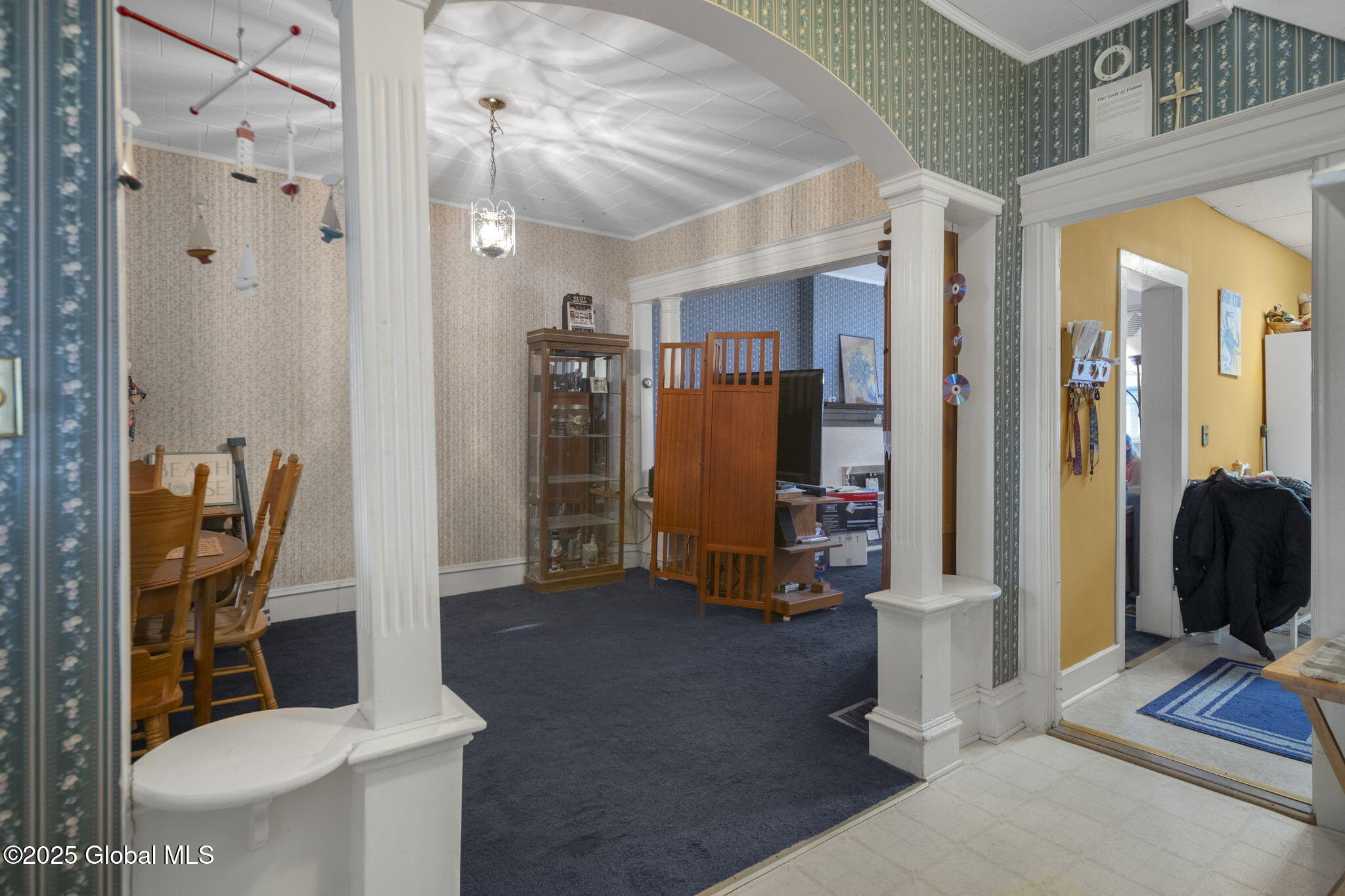 194 Kent Street, Albany, New York image 4