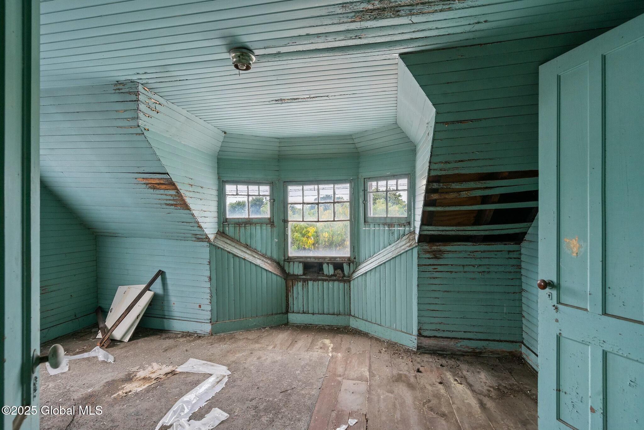 891 Madison Avenue, Albany, New York image 31