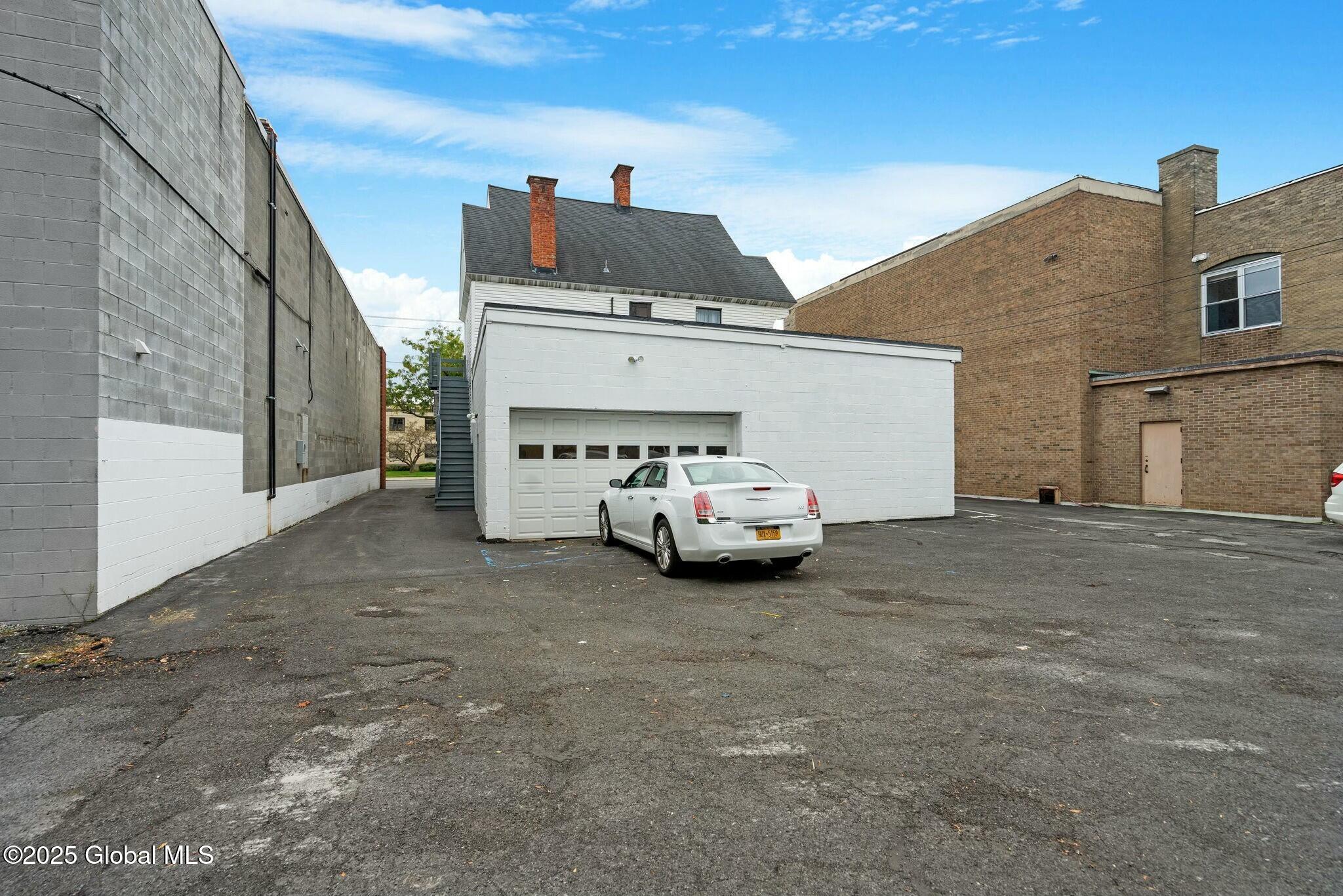 891 Madison Avenue, Albany, New York image 26
