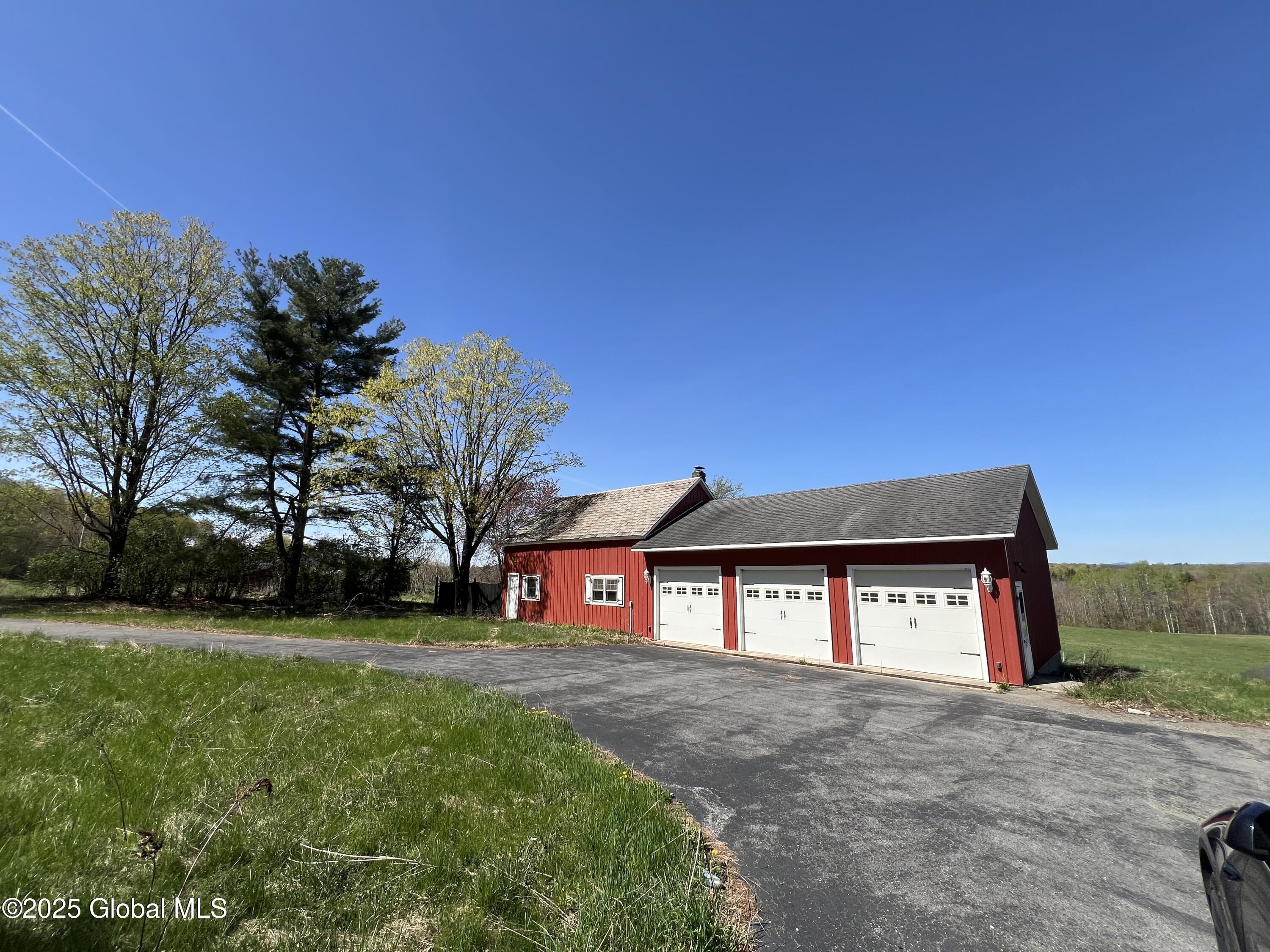 2299 Coach Road, Argyle, New York image 25