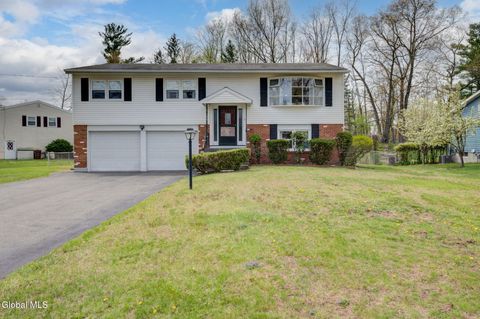 Photo of 5 Fairmont Drive, Albany, NY 12205 (MLS # 202616121)
