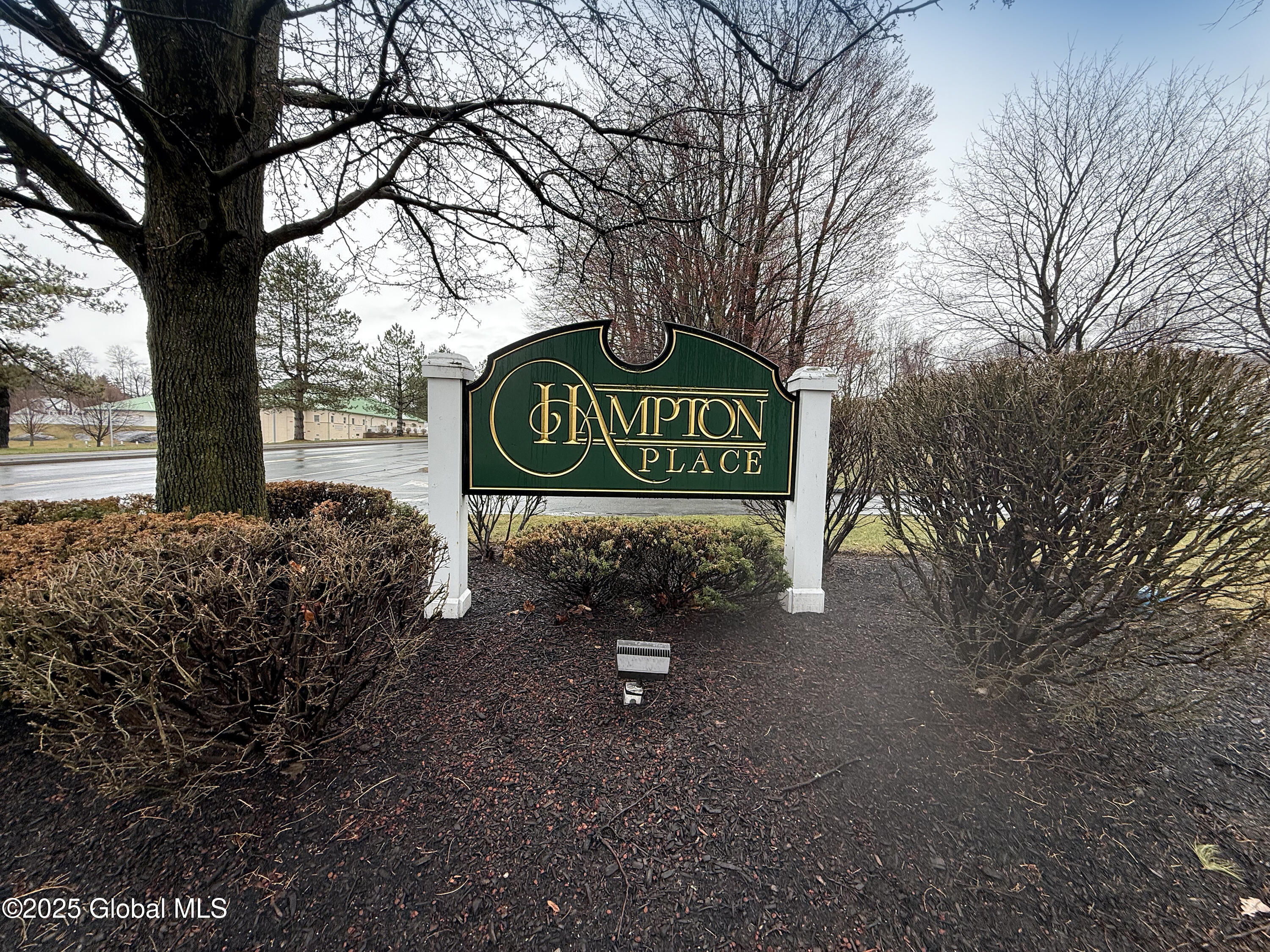 1613 Hampton Pl Boulevard, Troy, New York image 3