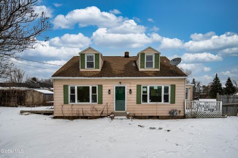 Photo of 35 Conliss Avenue, Albany, NY 12047 (MLS # 202610221)