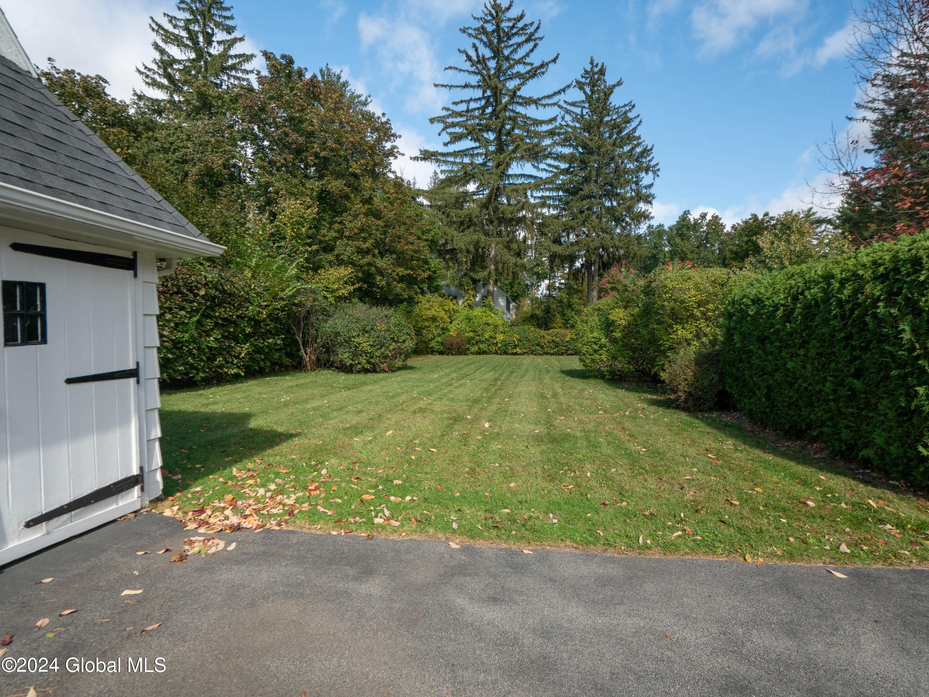 1387 Keyes Ave Avenue, Niskayuna, New York image 7