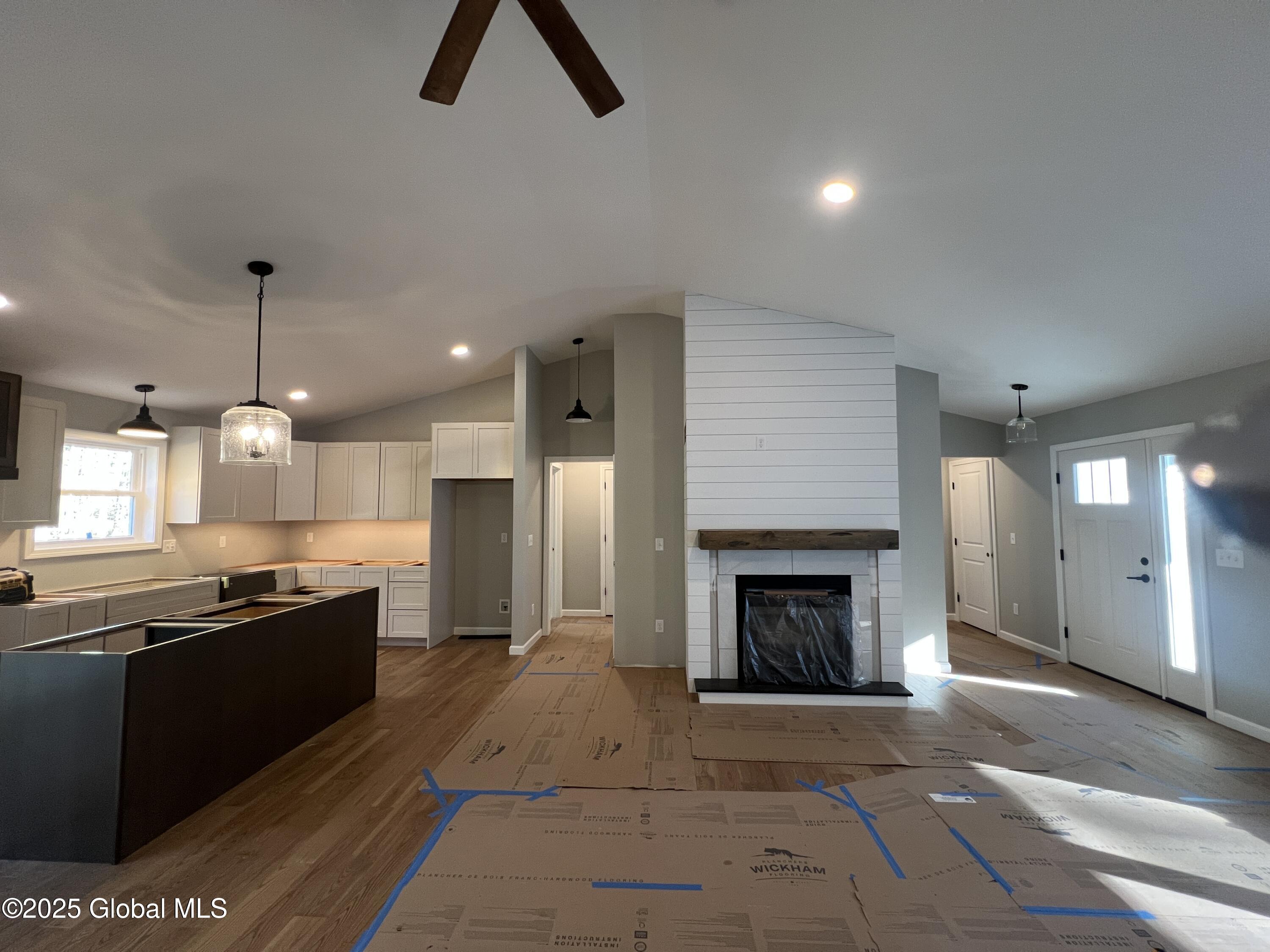 107 Potter Road, Gansevoort, New York image 3