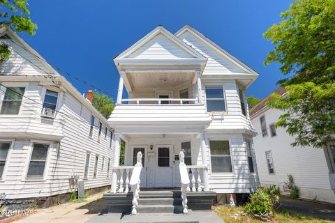 Multifamily For Sale - 1065 Willett Street<br/> Schenectady, NY 12303