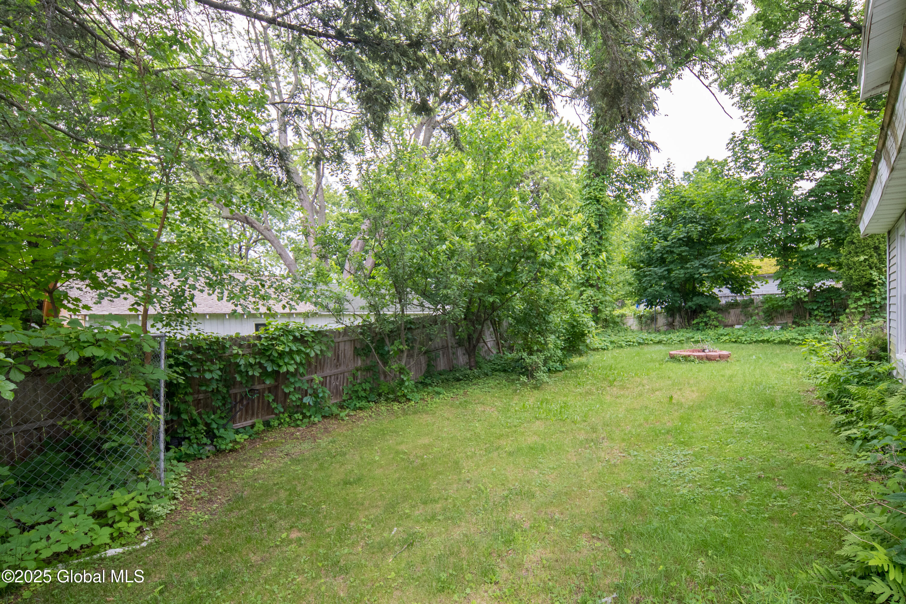 1906 Burdett Avenue, Troy, New York image 36