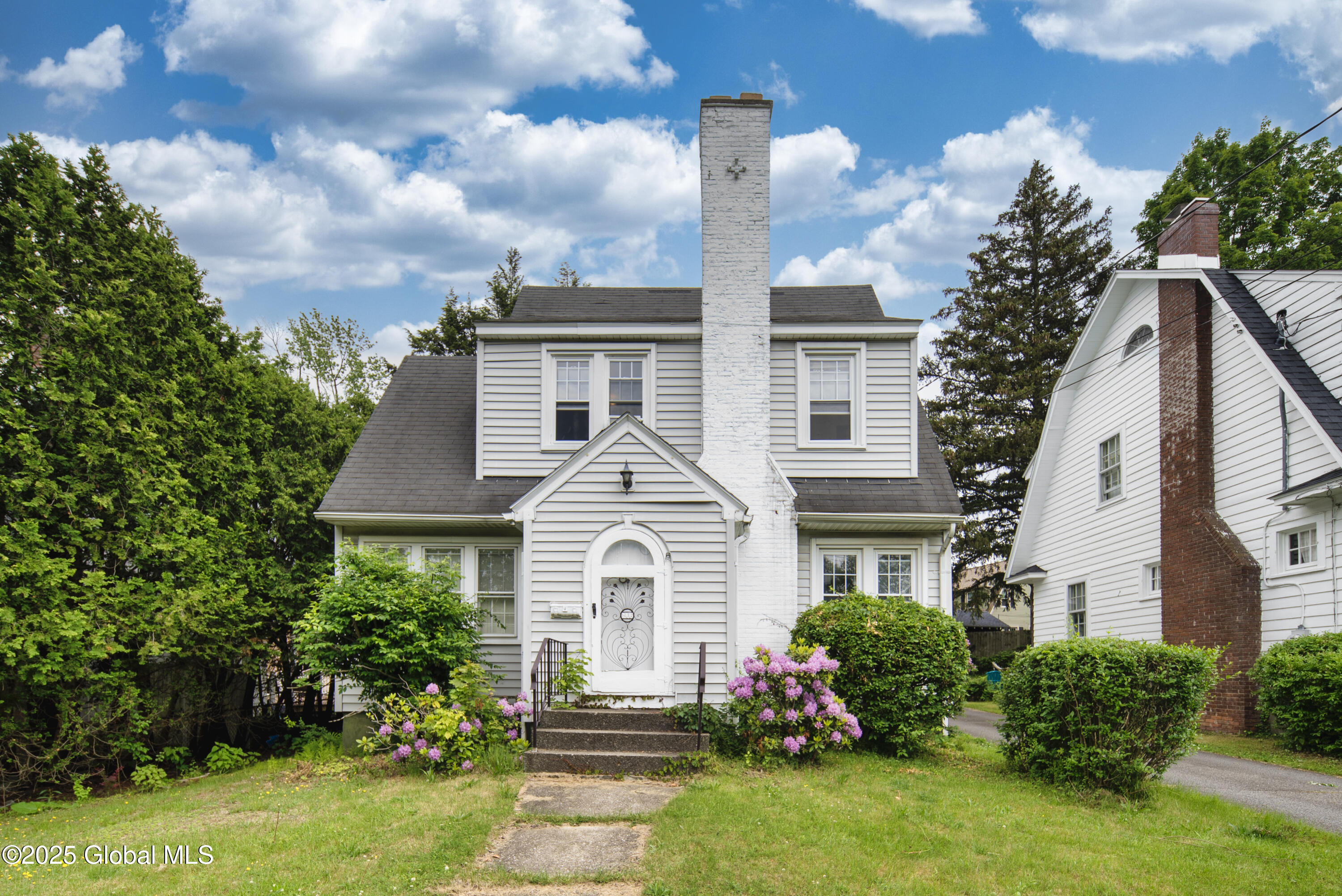 1906 Burdett Avenue, Troy, New York image 1