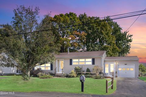 Photo of 105 McNutt Avenue, Colonie, NY 12205 (MLS # 202527489)