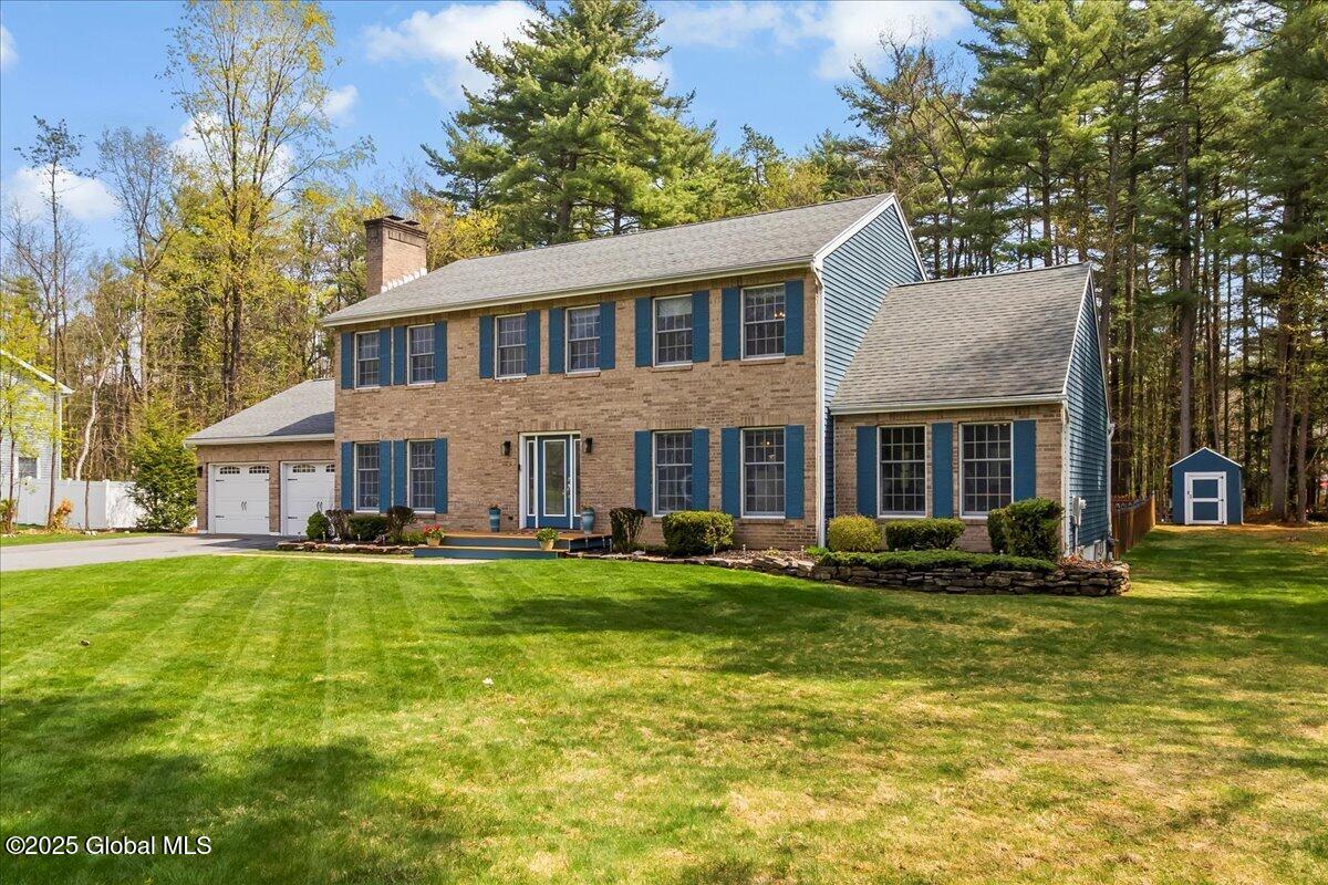 25 Algonquin Drive, Queensbury, New York image 1