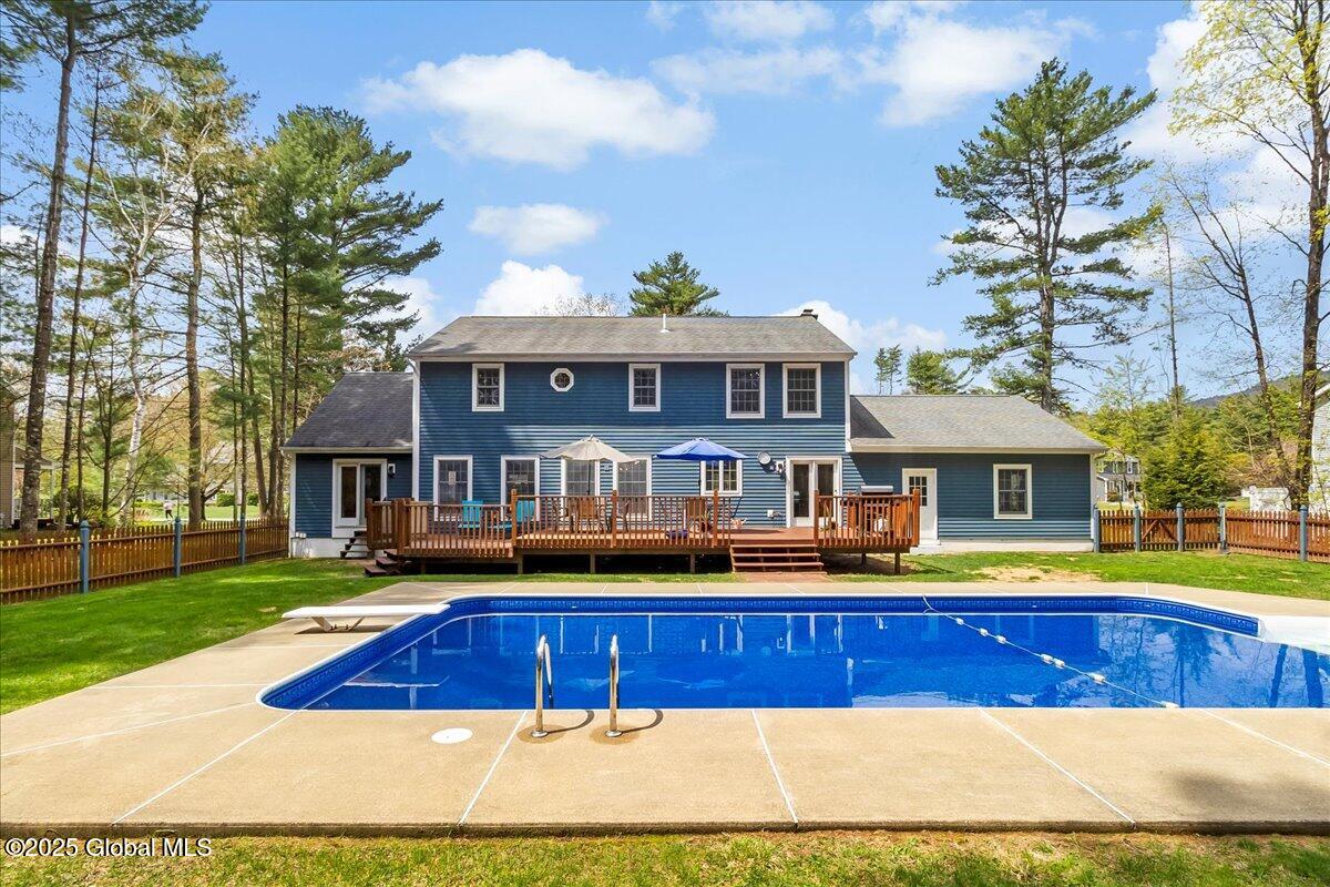 25 Algonquin Drive, Queensbury, New York image 5