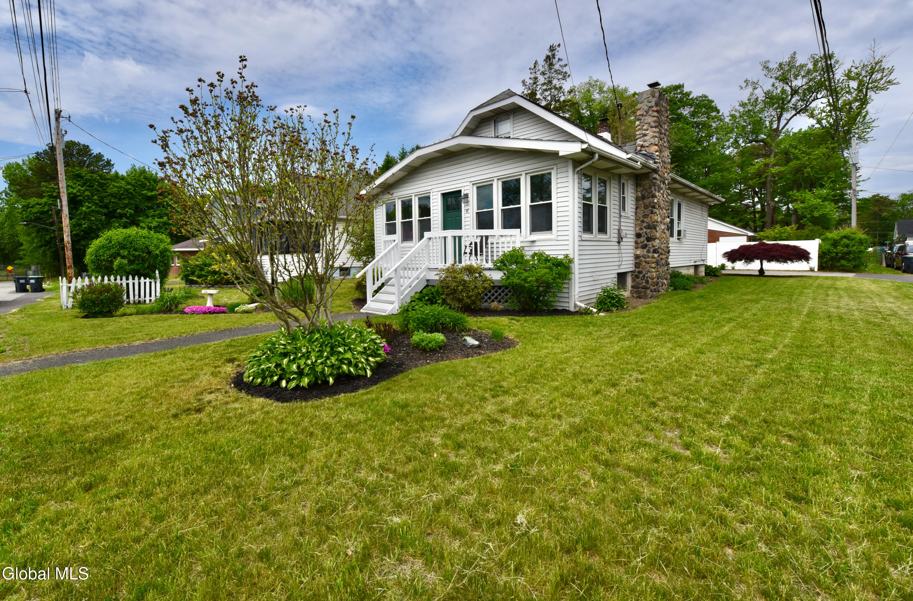 41 Van Buren Avenue